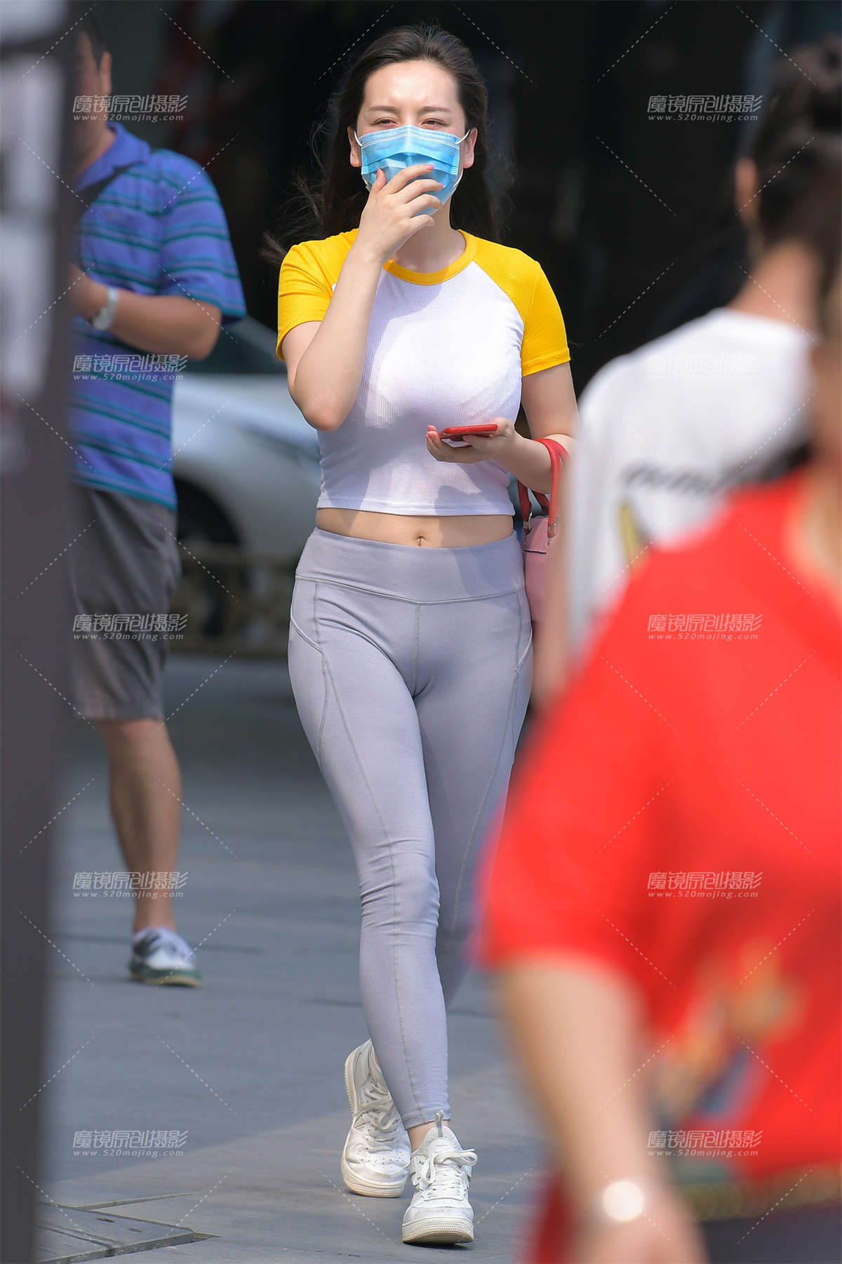 【红石赛帖】灰色蜜桃裤-日更街拍