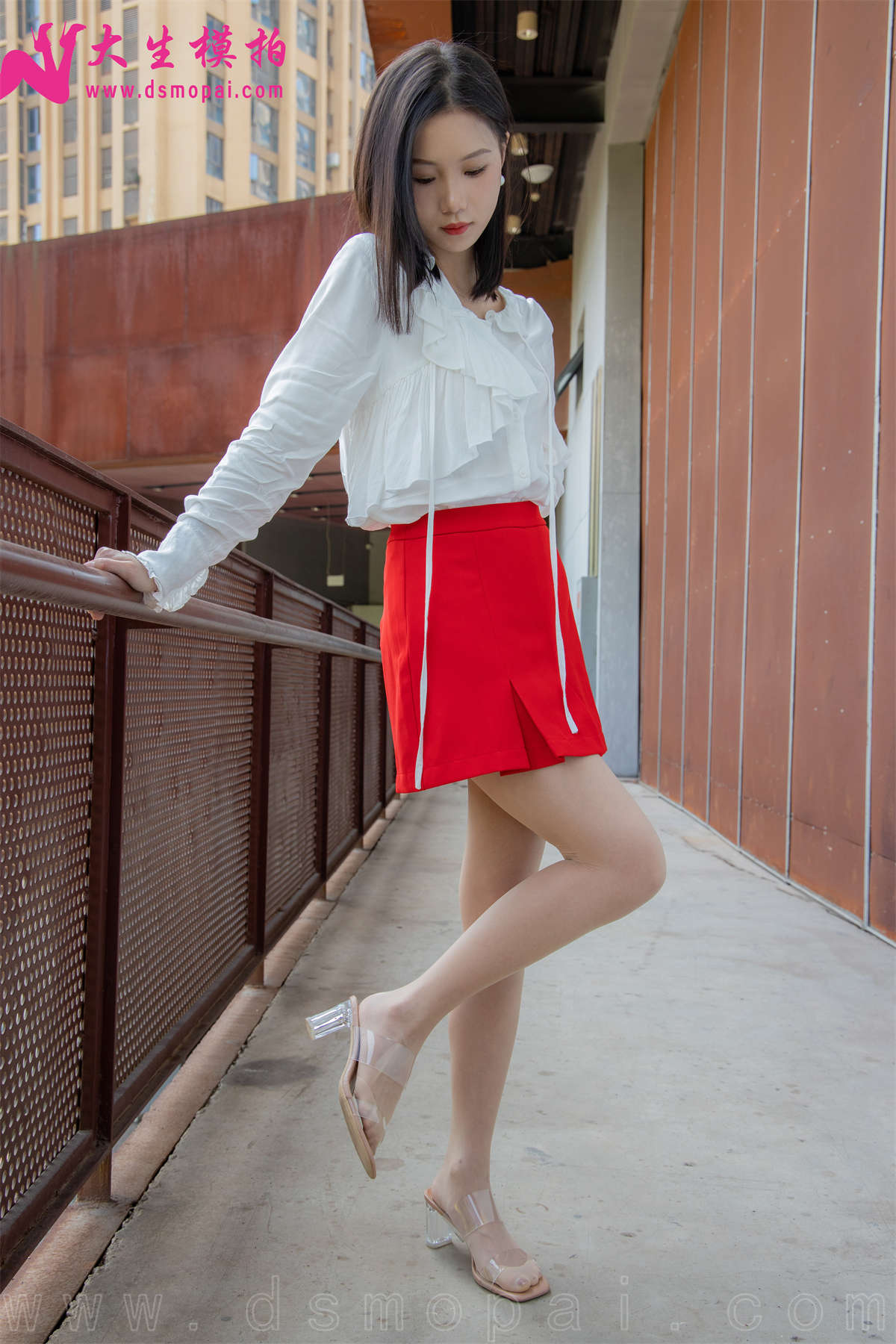 图片[2]-大生模拍 NO.261 小婵 红色风情-日更街拍