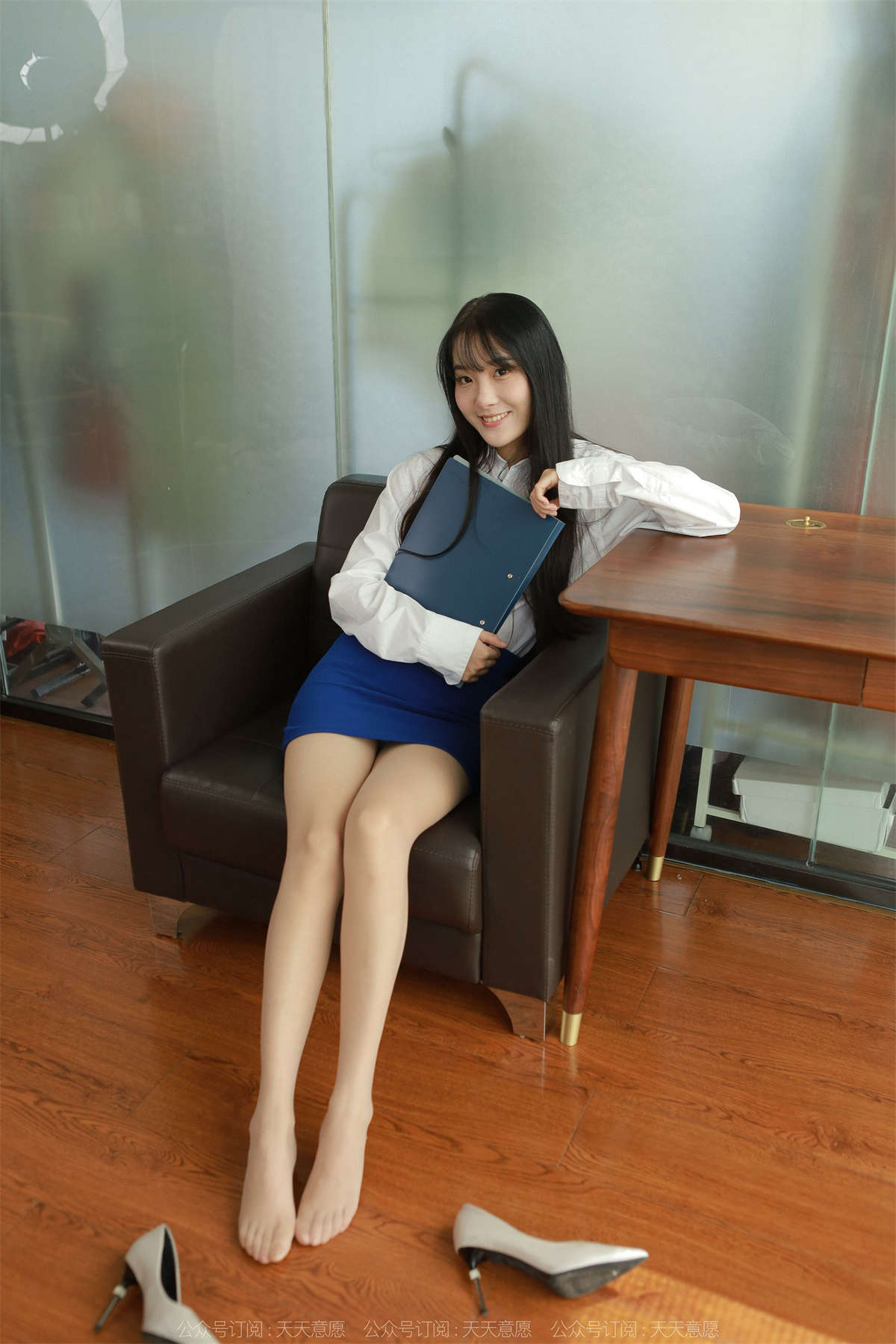 图片[2]-IESS异思趣向 2022.10.22 丝享家1245：婉萍 美女文员-日更街拍