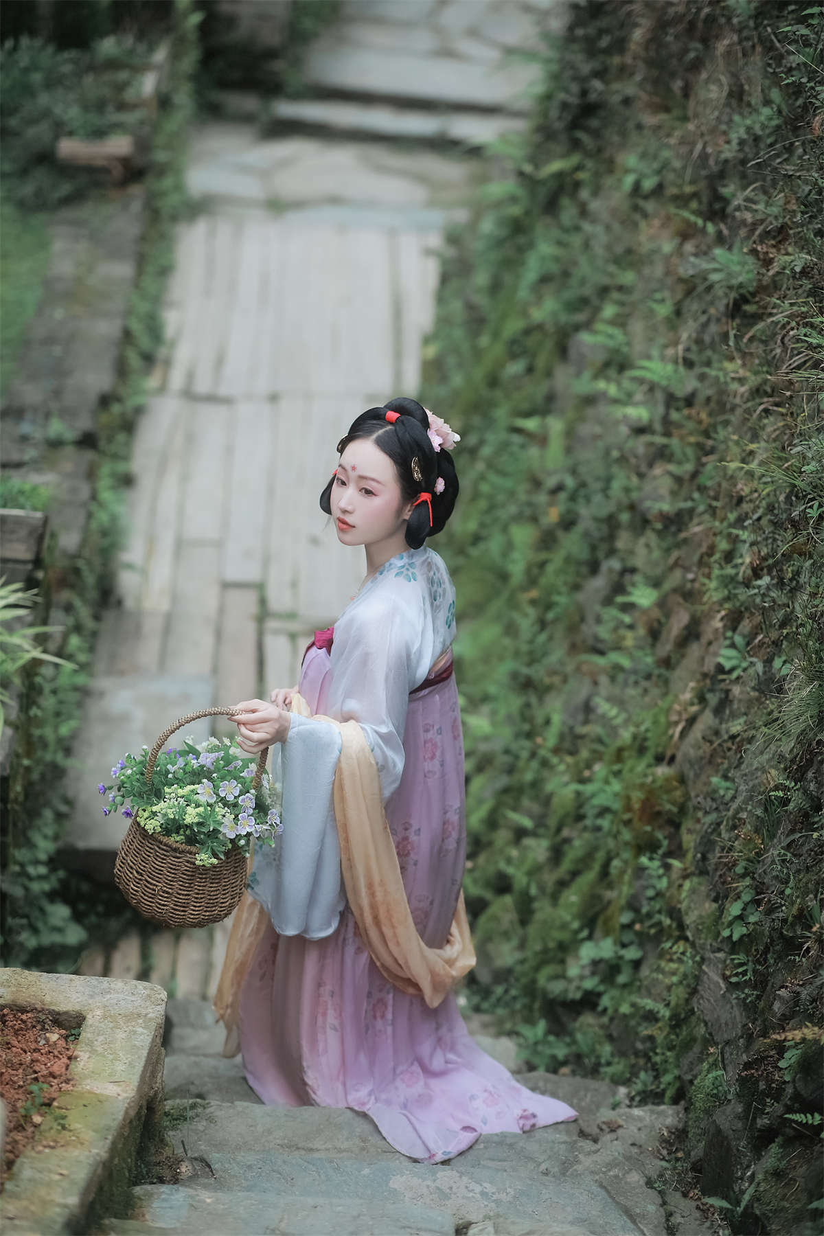 YITUYU艺图语 2022.04.04 有美一人 大头小甜甜-日更街拍