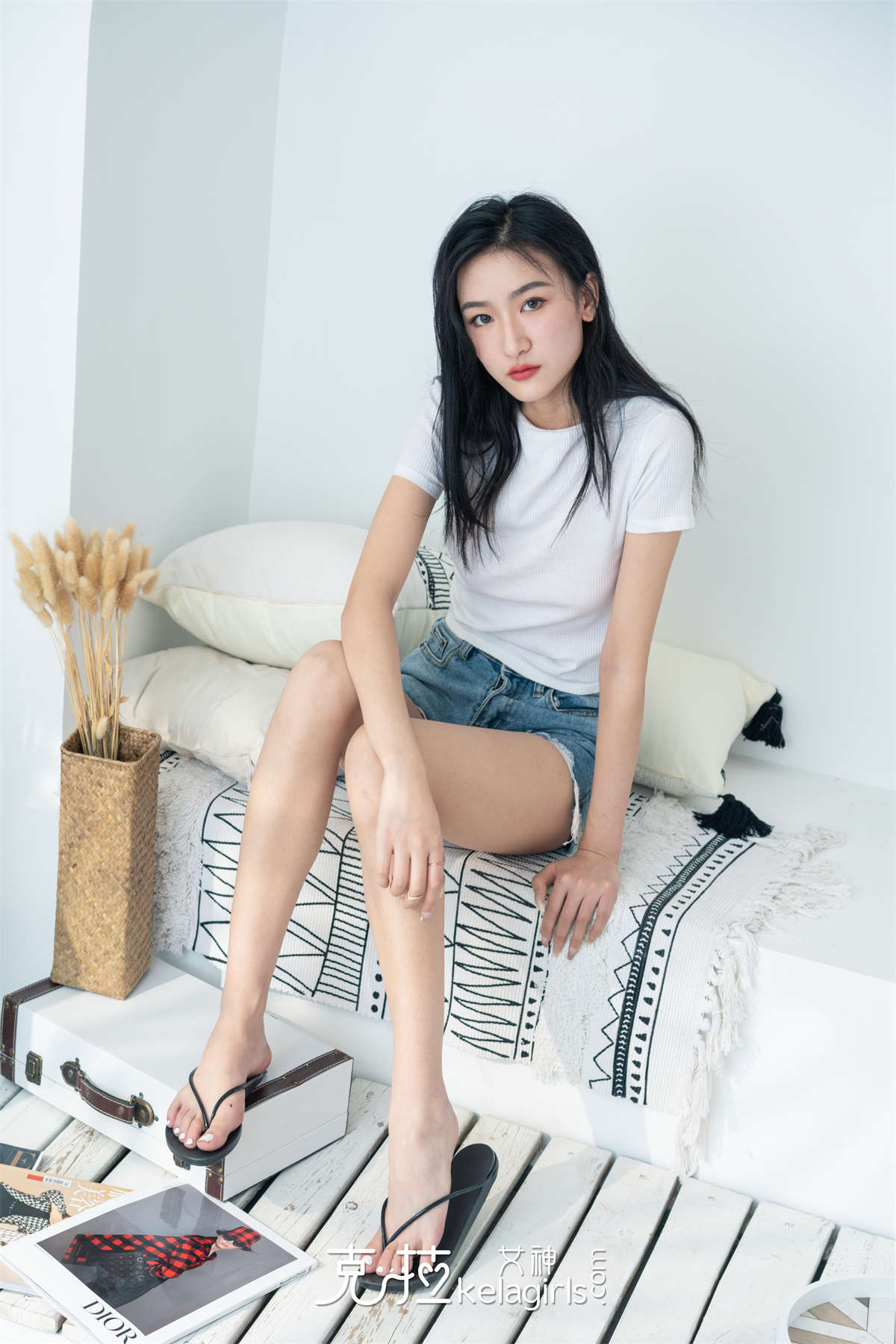 图片[2]-Kelagirls克拉女神 2021.07.17《简约凉拖》燕妮-日更街拍