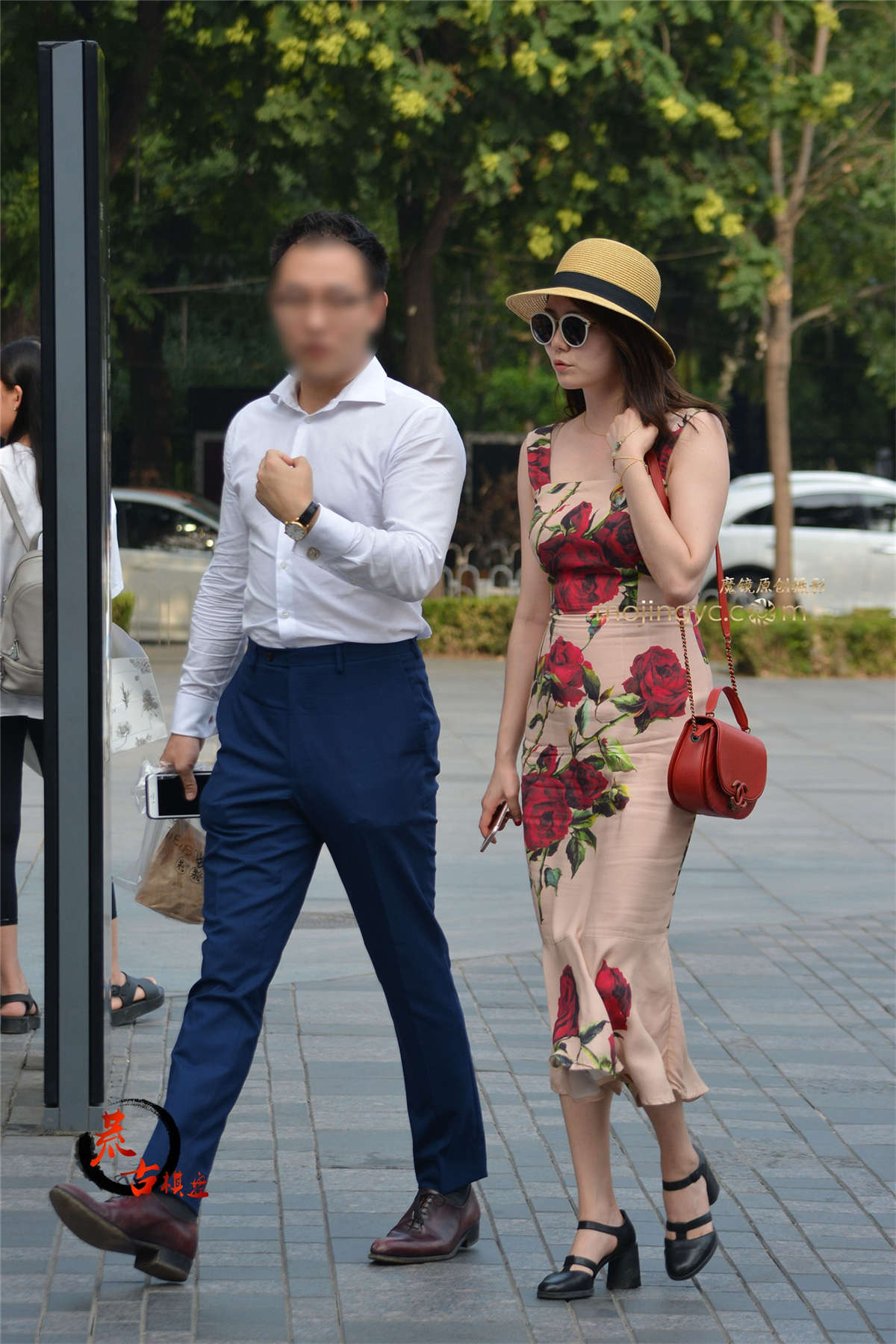 图片[2]-16.9.11 裹身裙-日更街拍