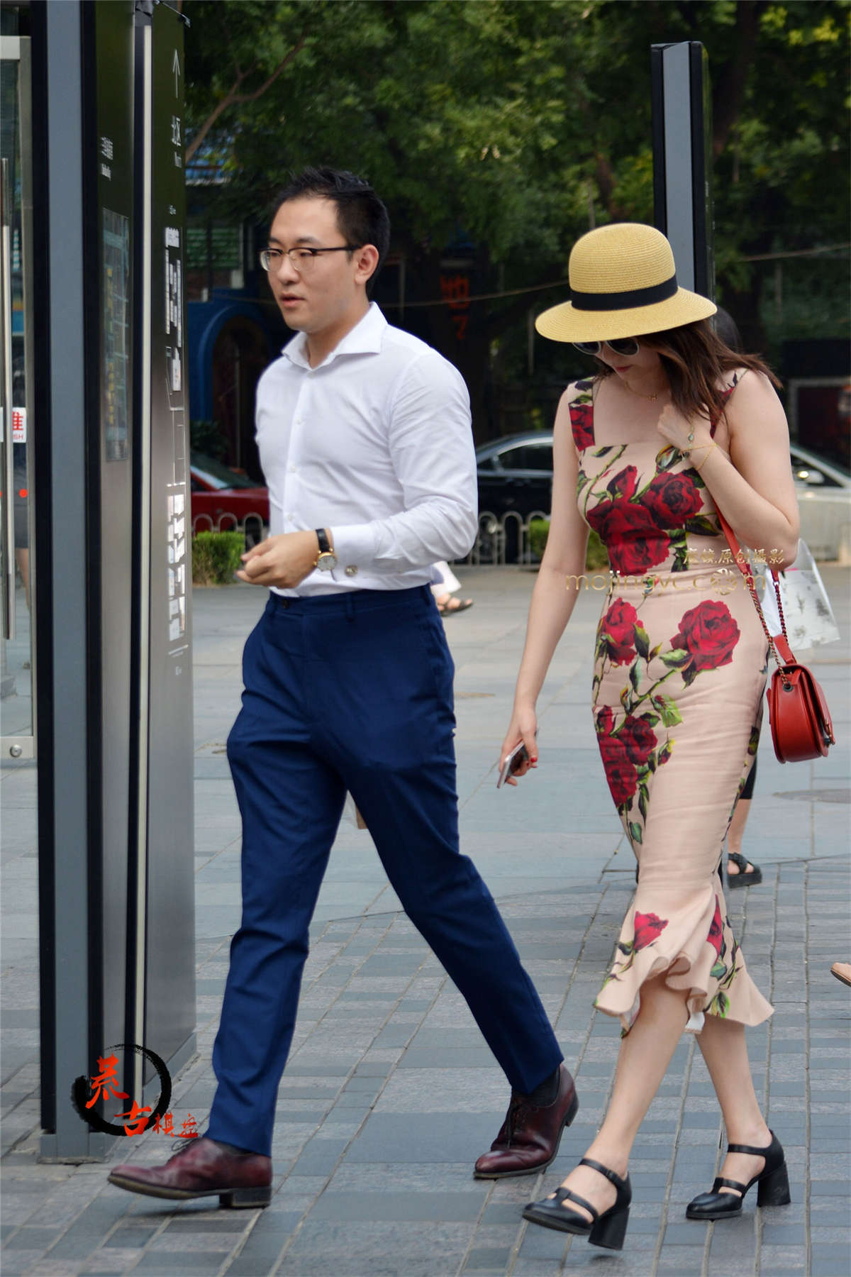 16.9.11 裹身裙-日更街拍