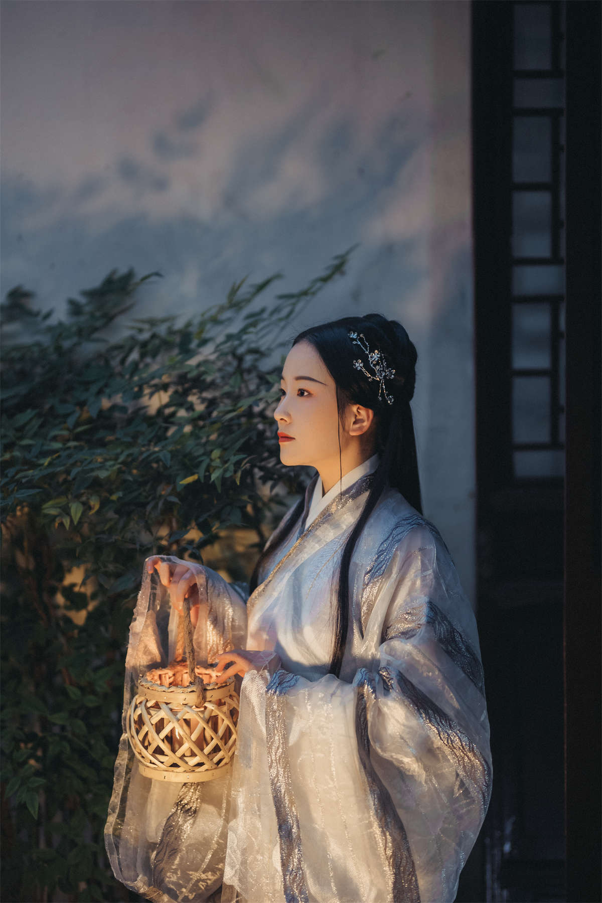 图片[2]-YITUYU艺图语 2021.10.19 南歌子 淡蓝色忧伤静流淌-日更街拍