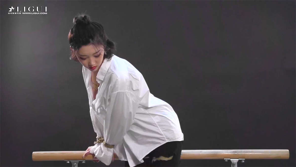 Ligui丽柜视频 2017.11.10 莜莜-日更街拍