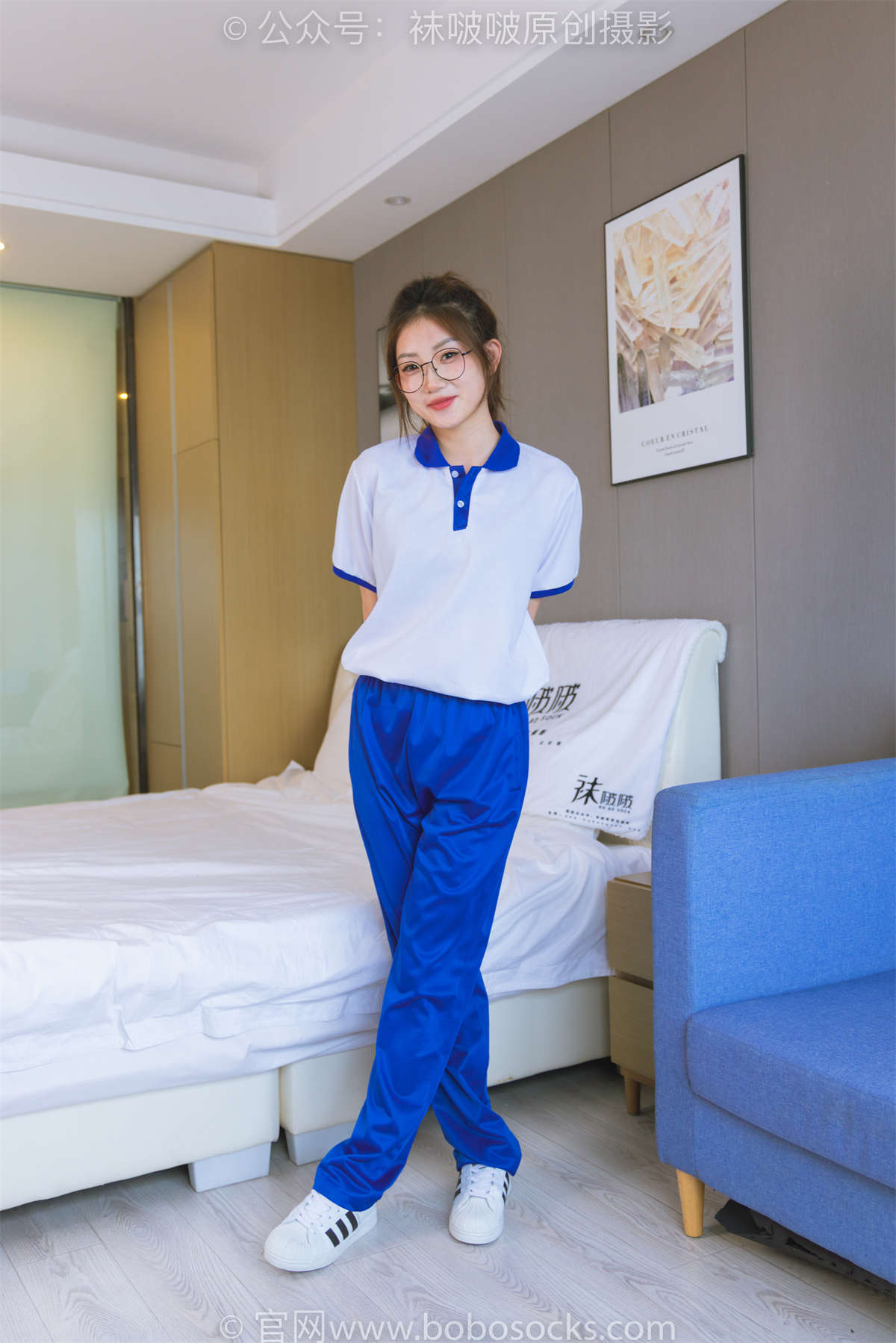 袜啵啵 No.193 小沫-贝壳头板鞋、白棉袜、肉丝（脚尖透明款）、校服裤里丝 花絮版-日更街拍