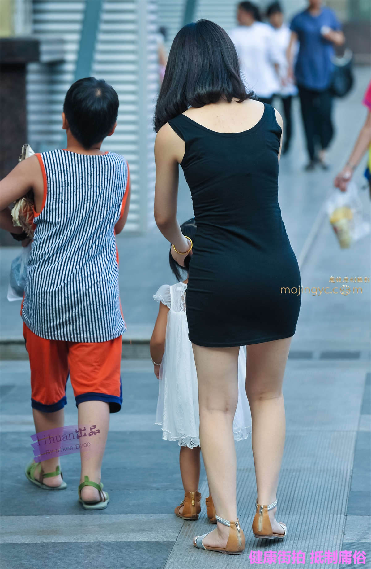 李欢原创-黑色裹身裙，丰腴（11P）-日更街拍