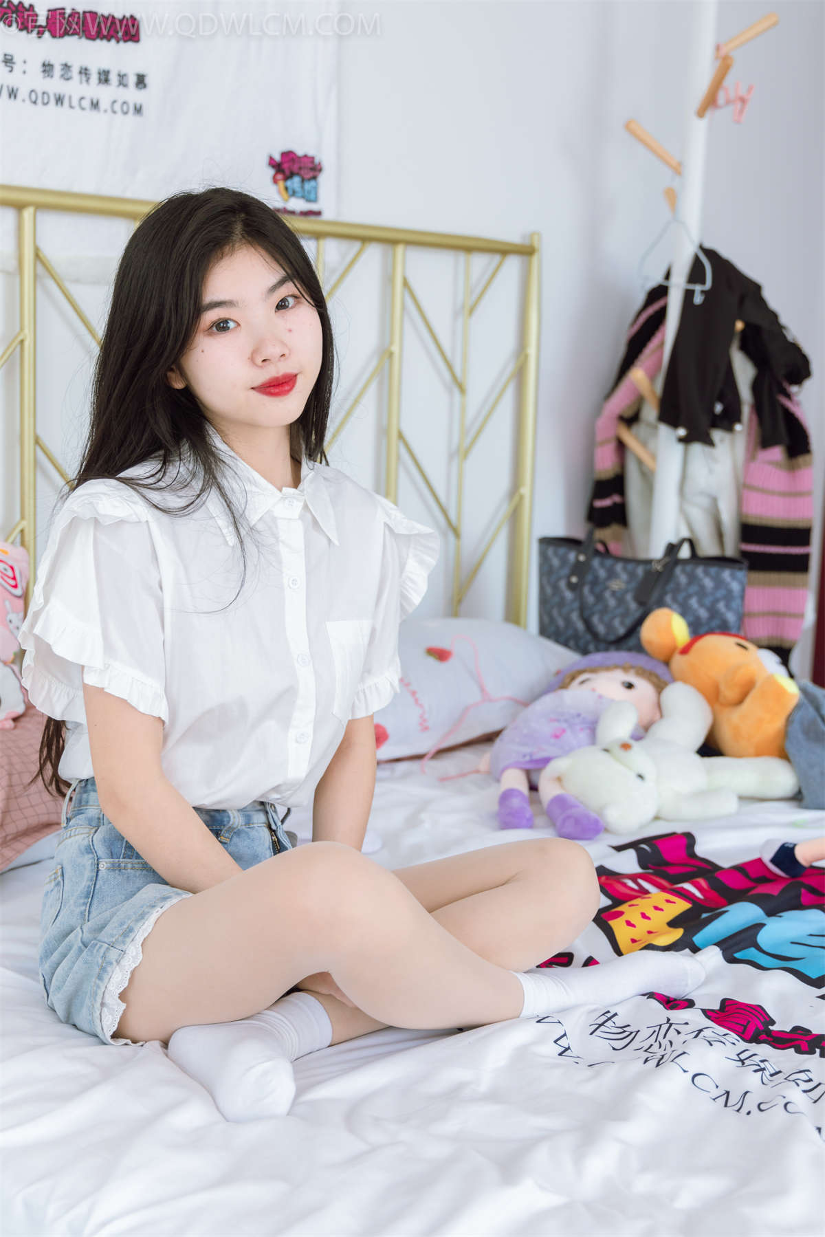 物恋传媒 NO.1123 米米-那年星空-日更街拍