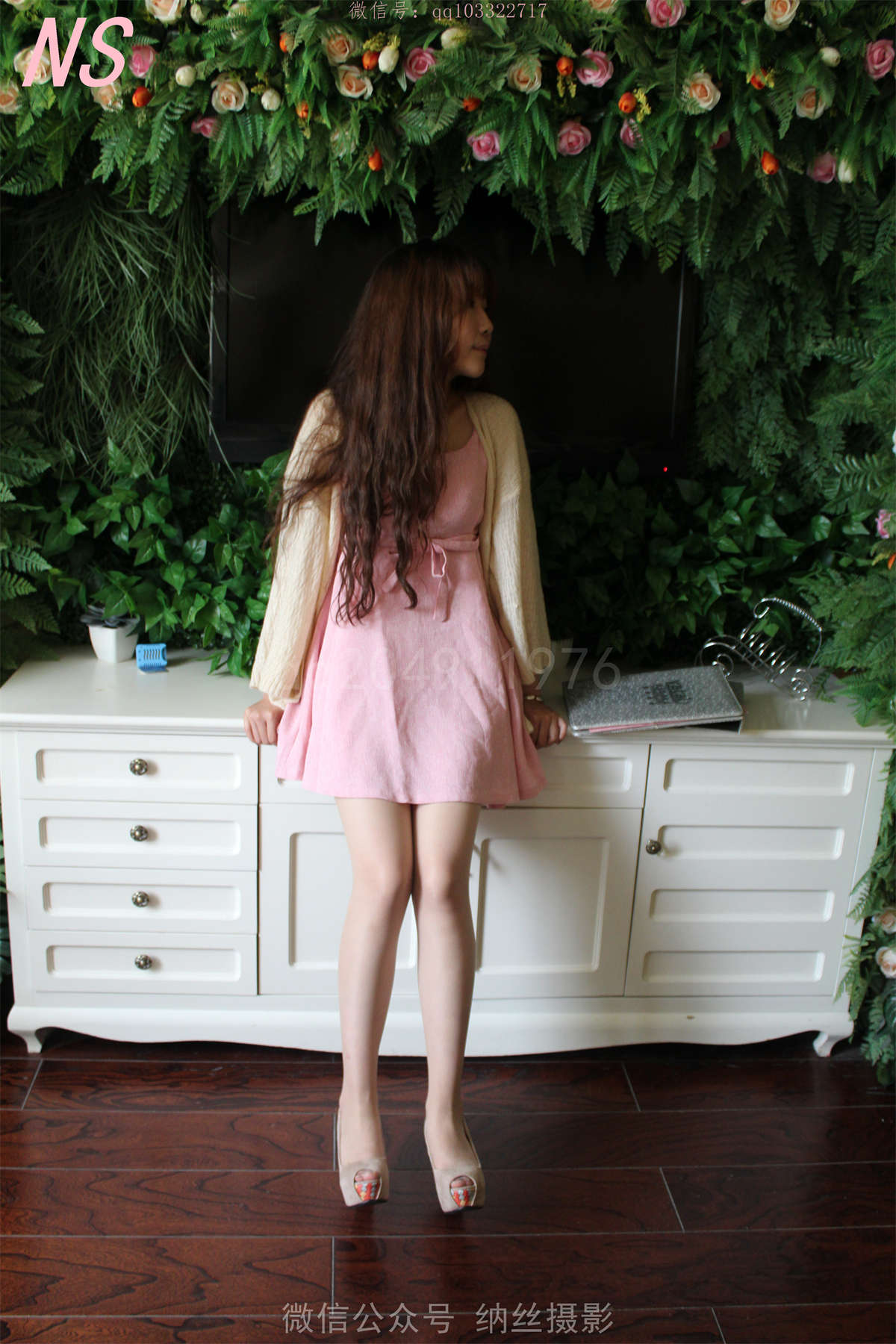 图片[2]-纳丝摄影No.180 肉丝粉嫩少女-日更街拍