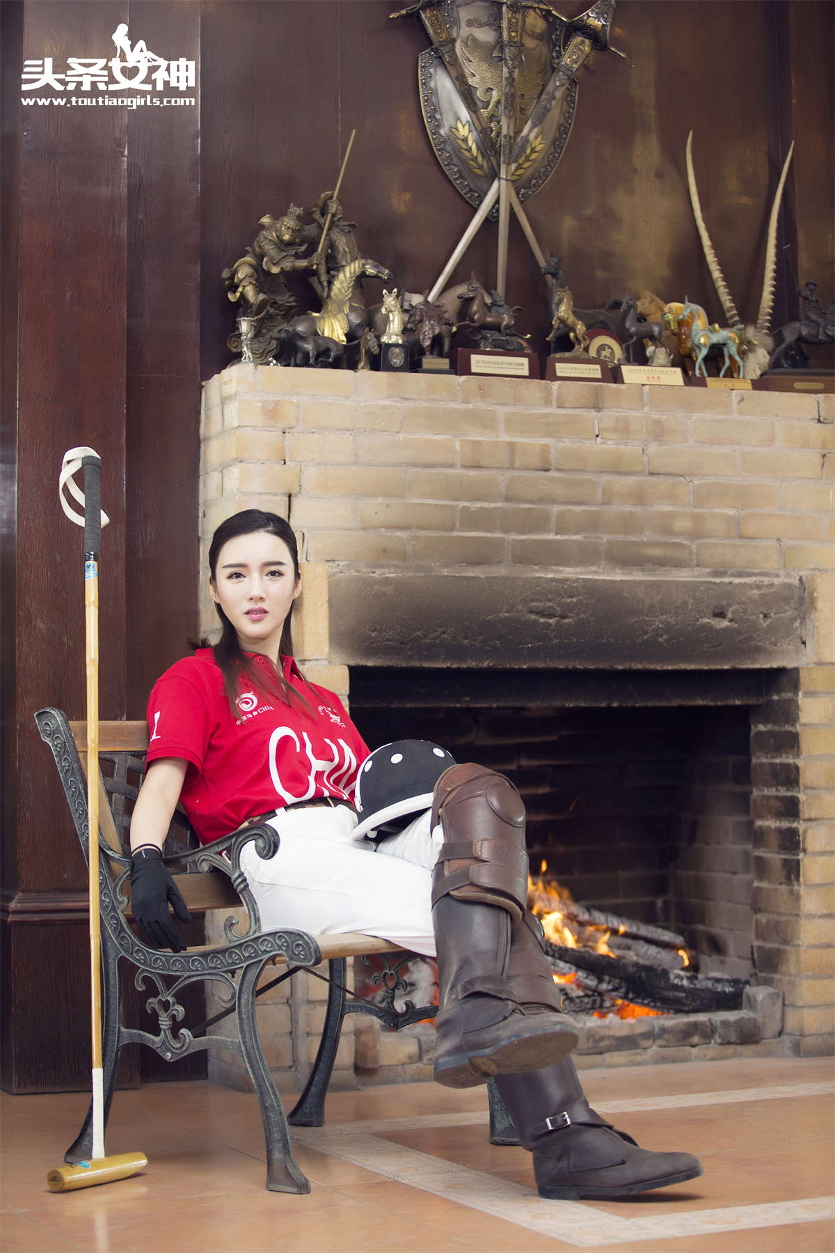 TouTiao头条女神 2017.01.21 郭碗婷 马场青春插图1