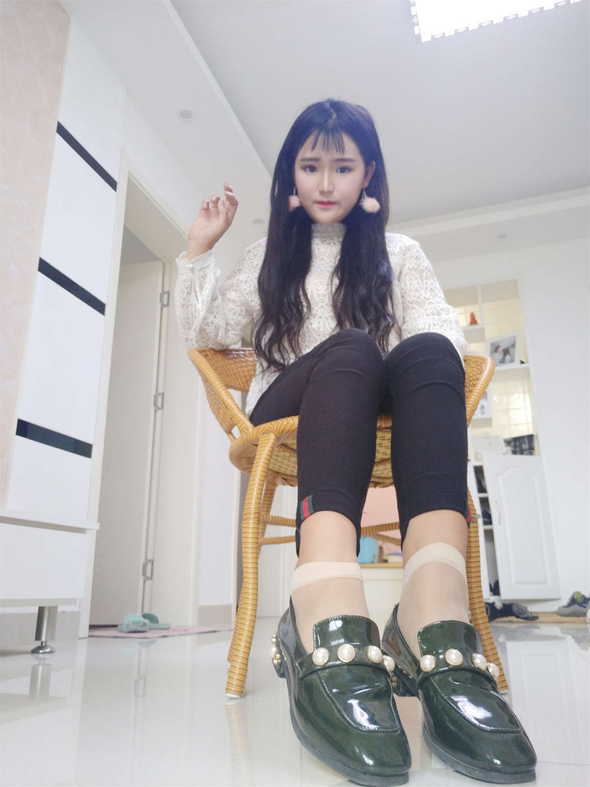 图片[2]-学妹校园寝室短丝系列033期 孙文惠-日更街拍