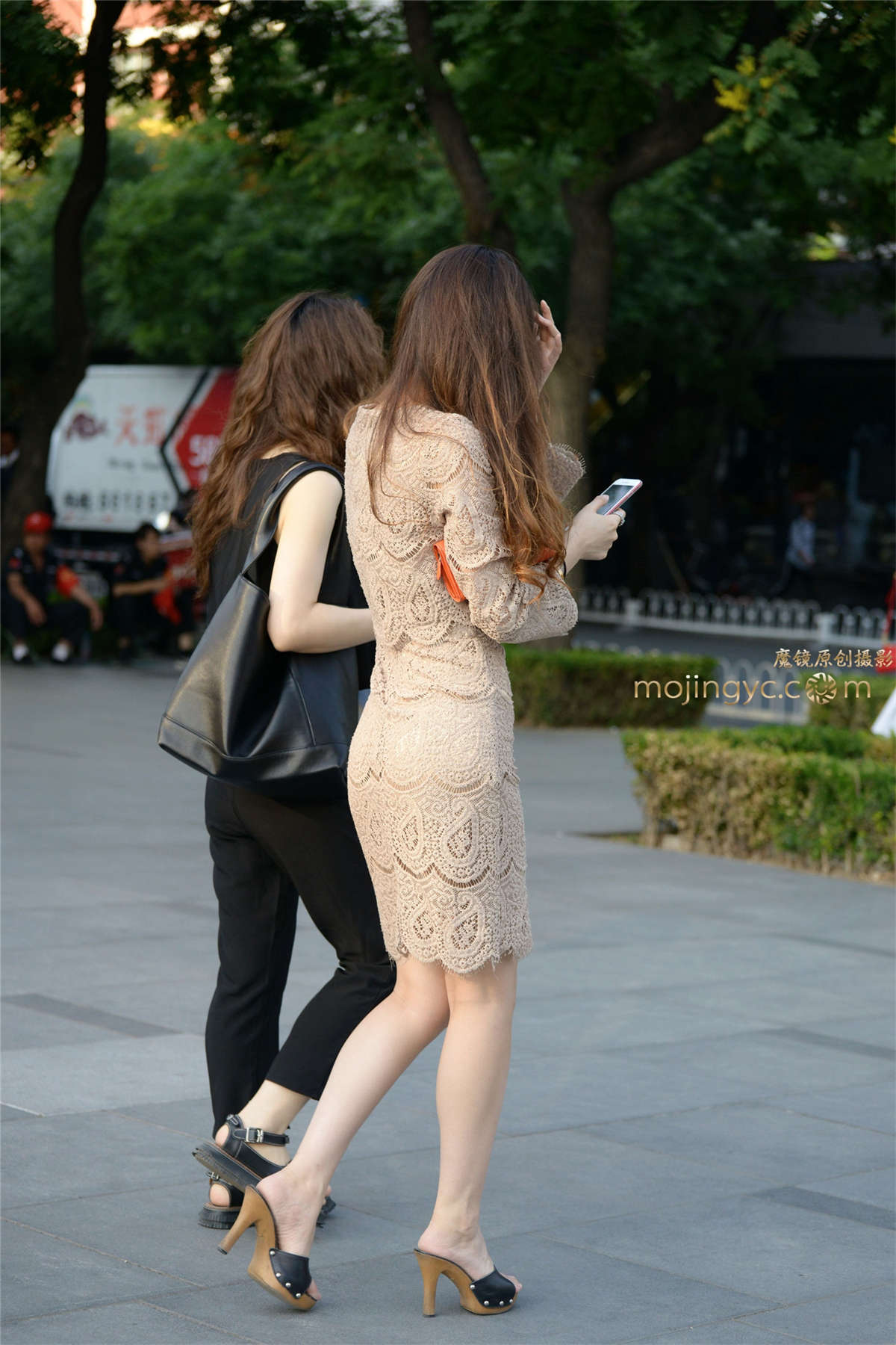 图片[2]-6-1镂空紧身裙-日更街拍