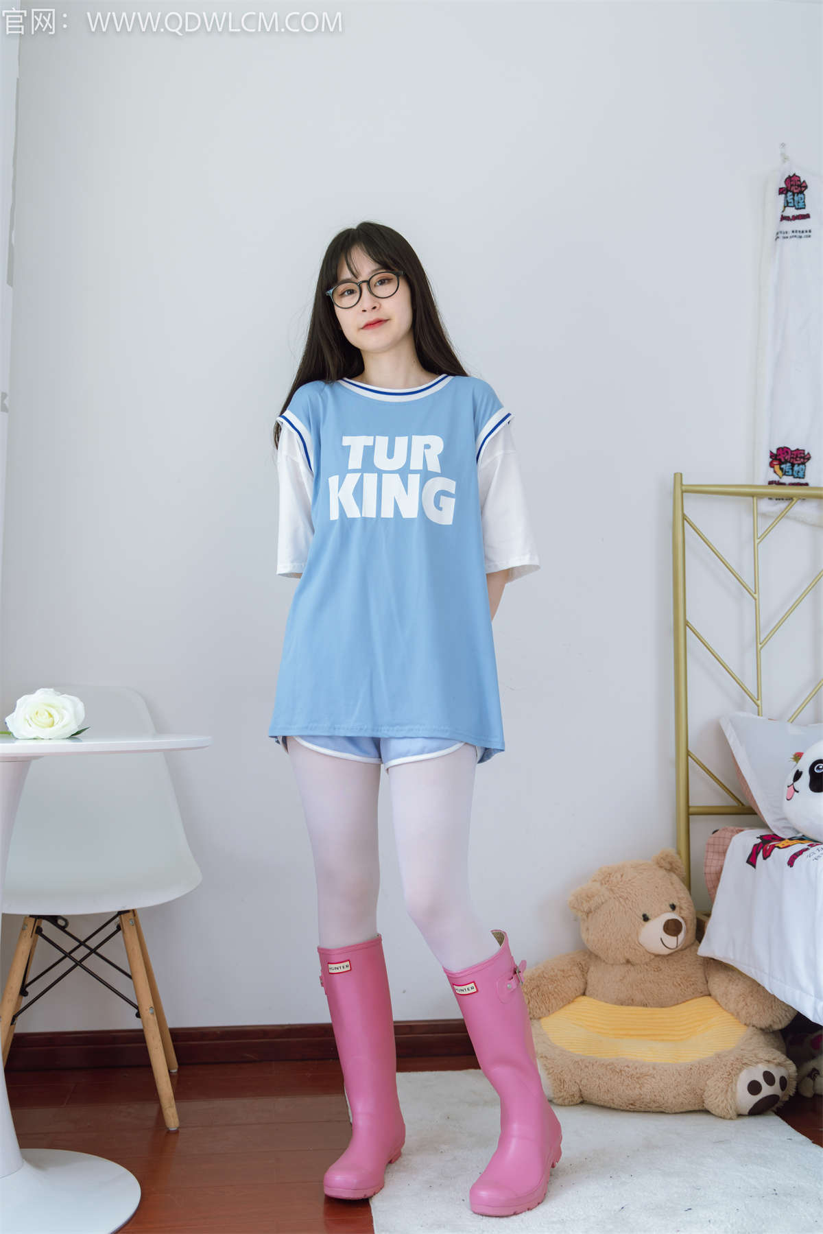 物恋传媒 NO.1259 兮兮-生而自由-日更街拍