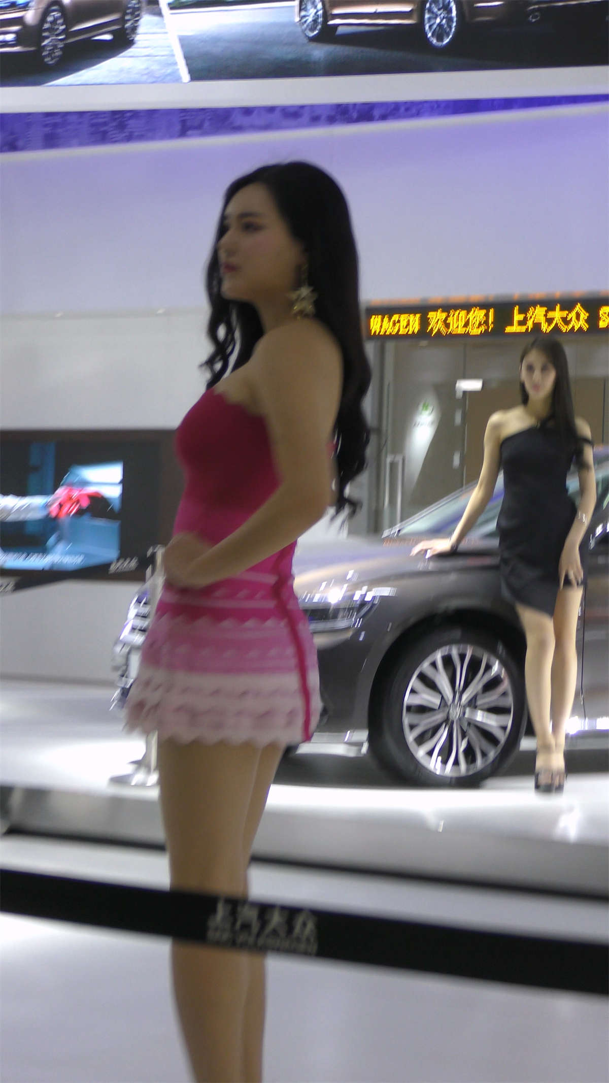 图片[2]-丰满波涛汹涌的美女靓模-日更街拍