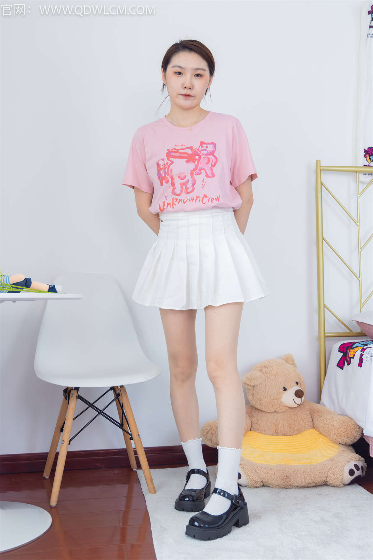 物恋传媒 NO.1302 小蓝-思念的花-日更街拍