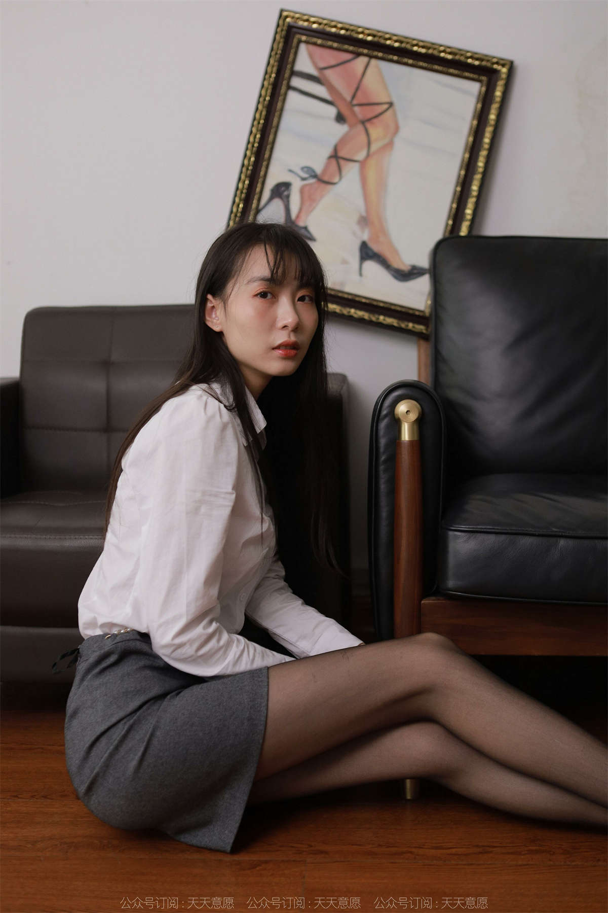 IESS异思趣向 2022.03.18 丝享家1032：团团 黑丝职业装-日更街拍