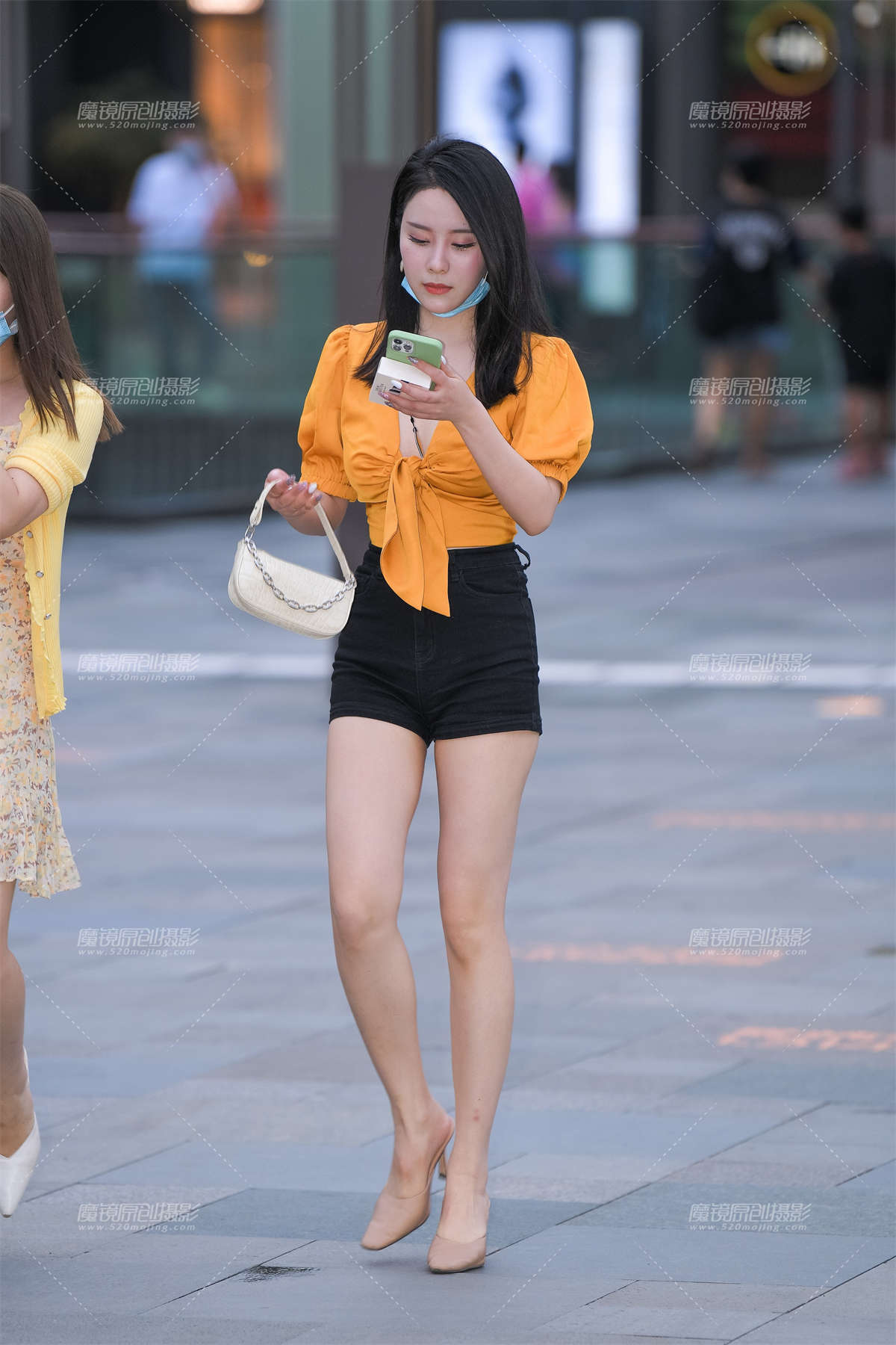 凉拖高跟美女-日更街拍