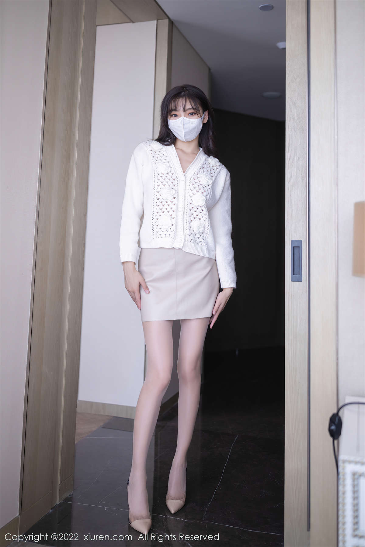 Xiuren秀人网 2022.10.27 NO.5771 陆萱萱-日更街拍