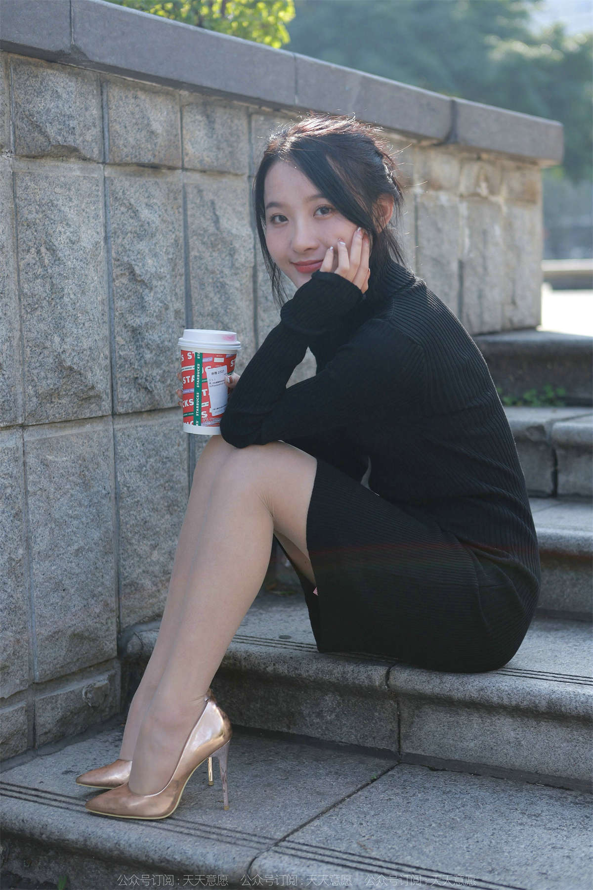 IESS异思趣向 2022.03.21 丝享家1035：婉萍 黑色包臀裙-日更街拍