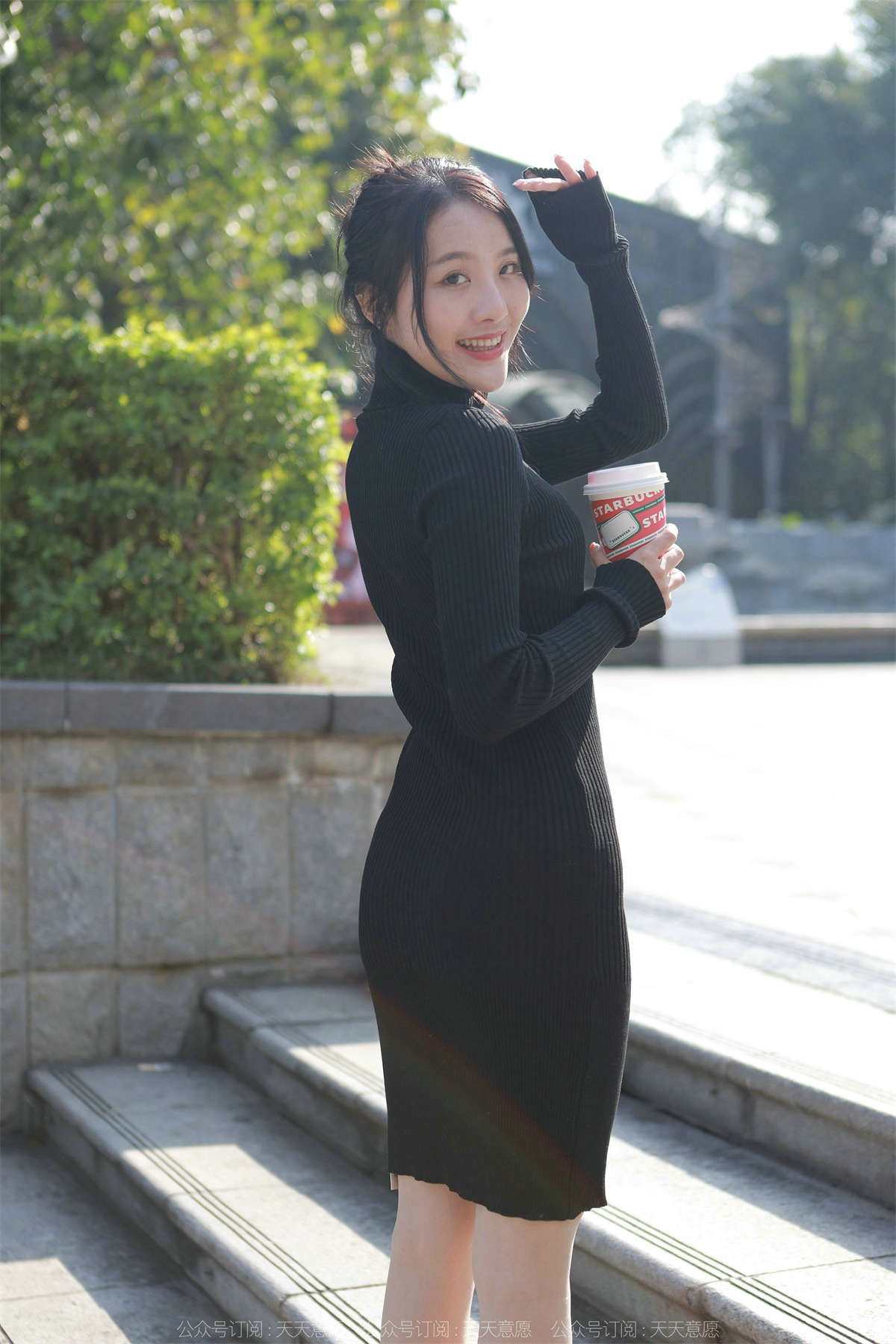 图片[2]-IESS异思趣向 2022.03.21 丝享家1035：婉萍 黑色包臀裙-日更街拍