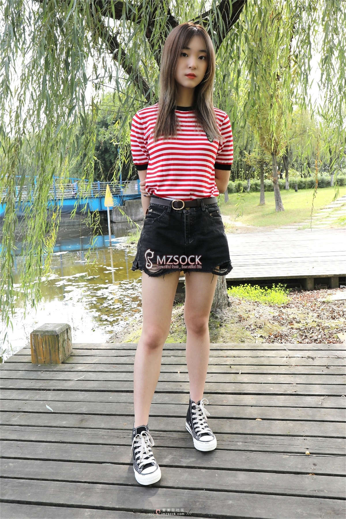 MZSOCK-2019 NO.069 梦琪-日更街拍