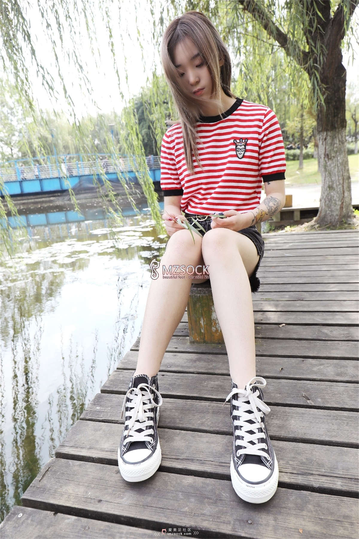 图片[2]-MZSOCK-2019 NO.069 梦琪-日更街拍