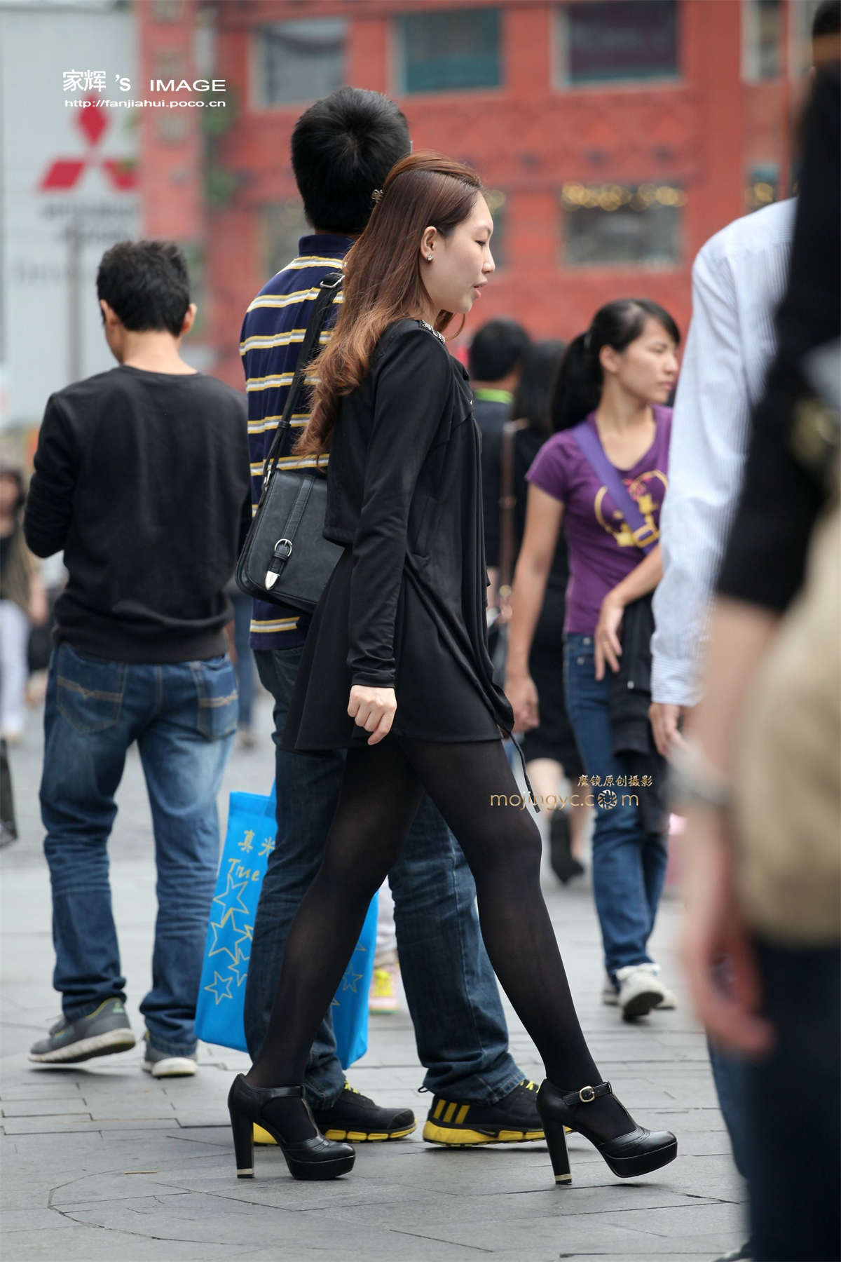 图片[2]-黑丝mm-日更街拍