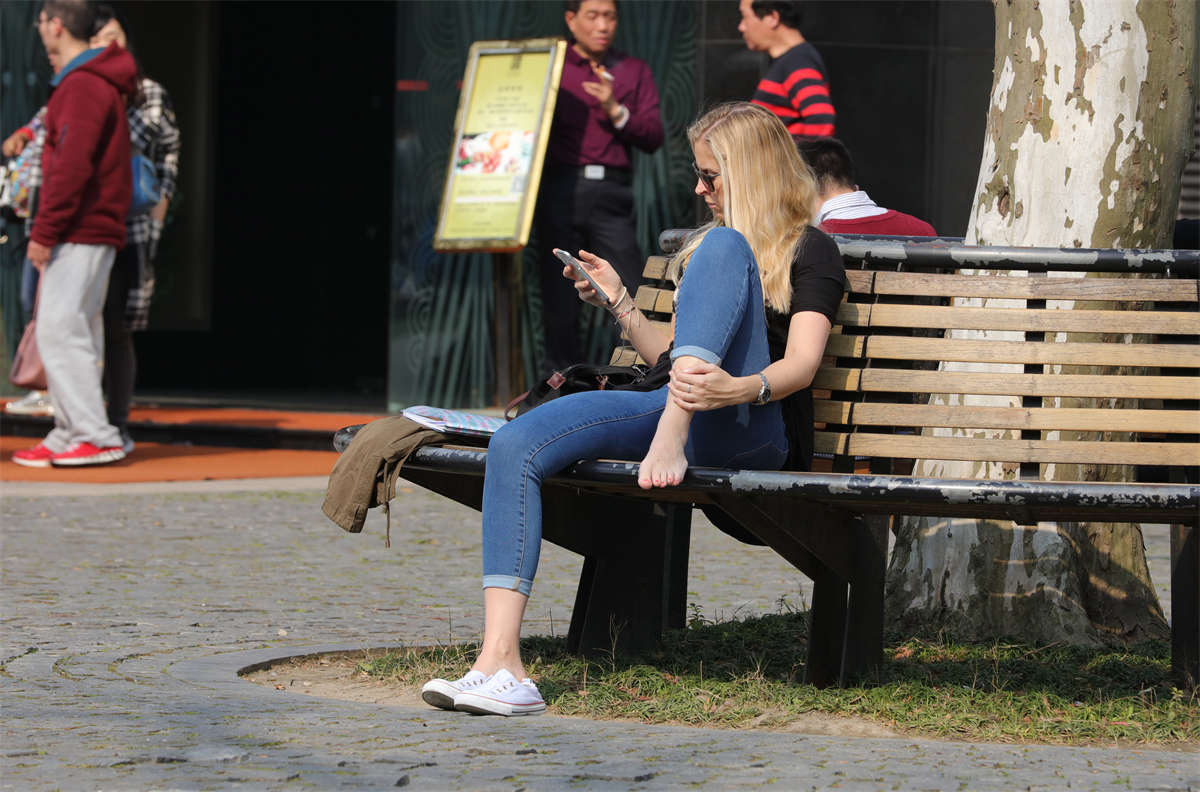 图片[2]-踏青公园街拍系列No.314 Canon5D草地系列-日更街拍