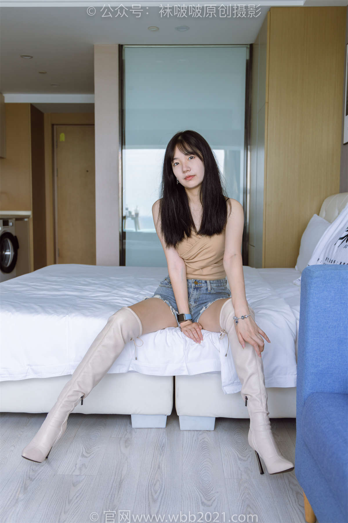 图片[2]-袜啵啵 No.441 小甜豆-高跟长靴（数量较多）、白棉袜、裸足 花絮版-日更街拍