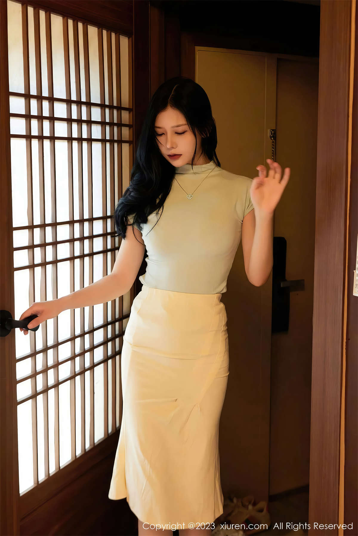 图片[2]-Xiuren秀人网 2023.10.19 No.7531 尹甜甜-日更街拍