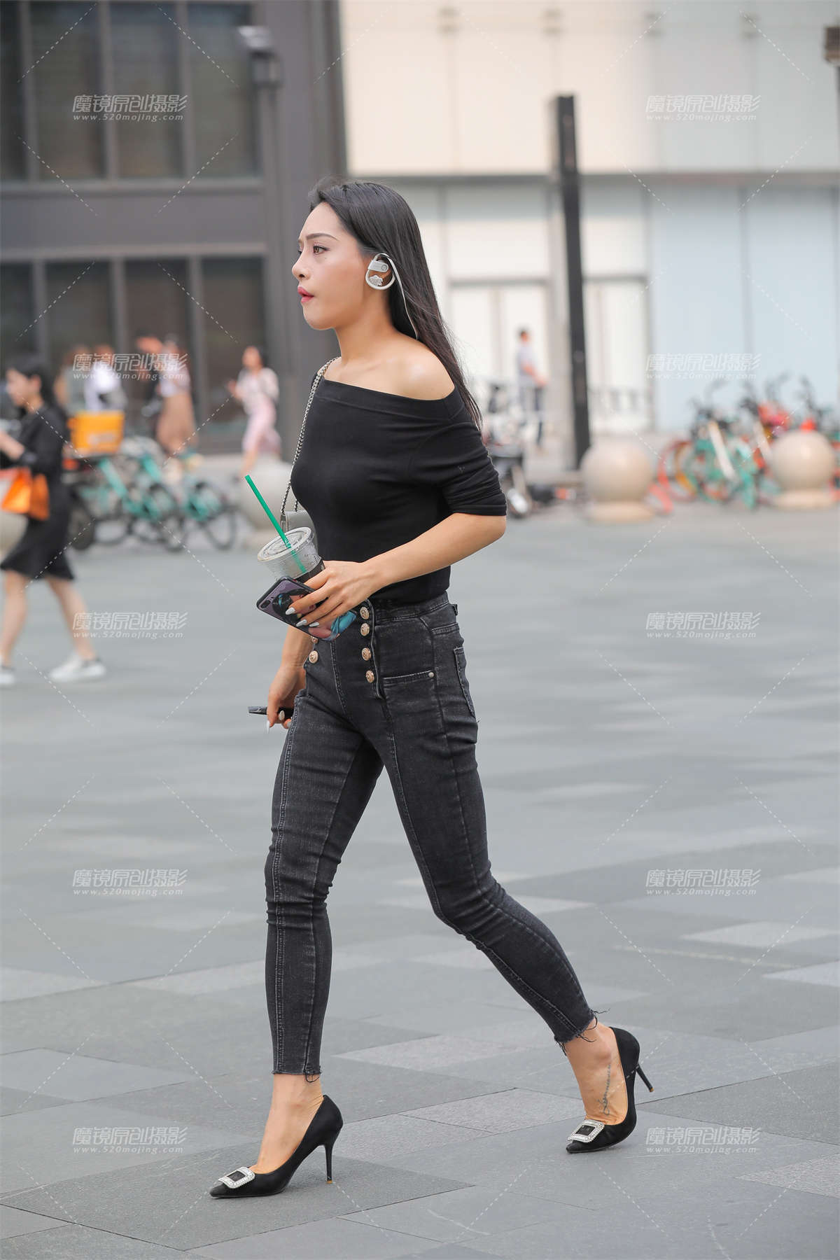 高跟紧牛-日更街拍