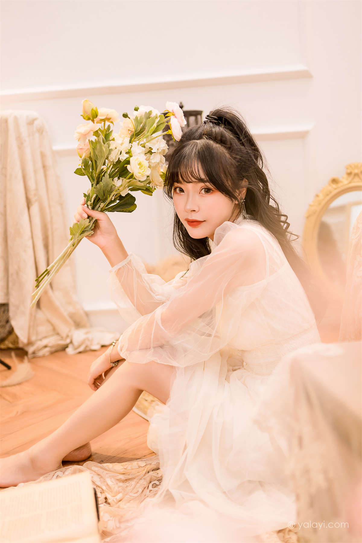 YALAYI雅拉伊2022.12.30 NO.996 梦蝶 程小蝶-日更街拍