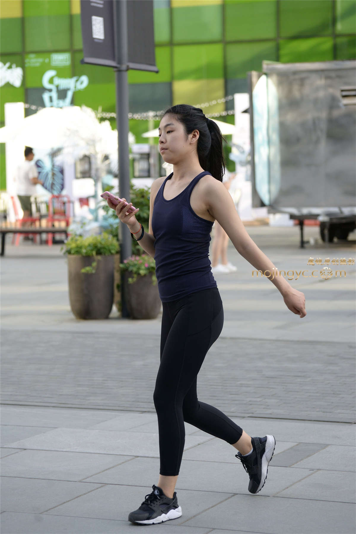 6-10紧身裤美女-日更街拍