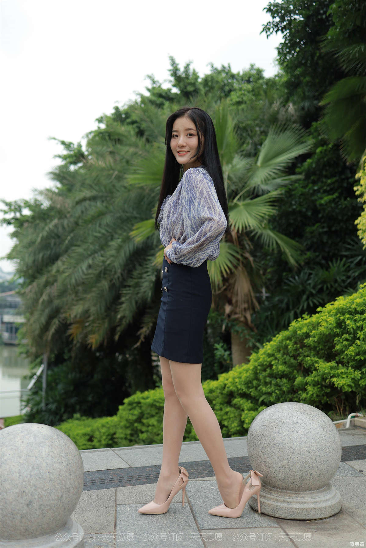 图片[2]-IESS异思趣向 丝享家957期：婉苹 公园偶遇美女-日更街拍