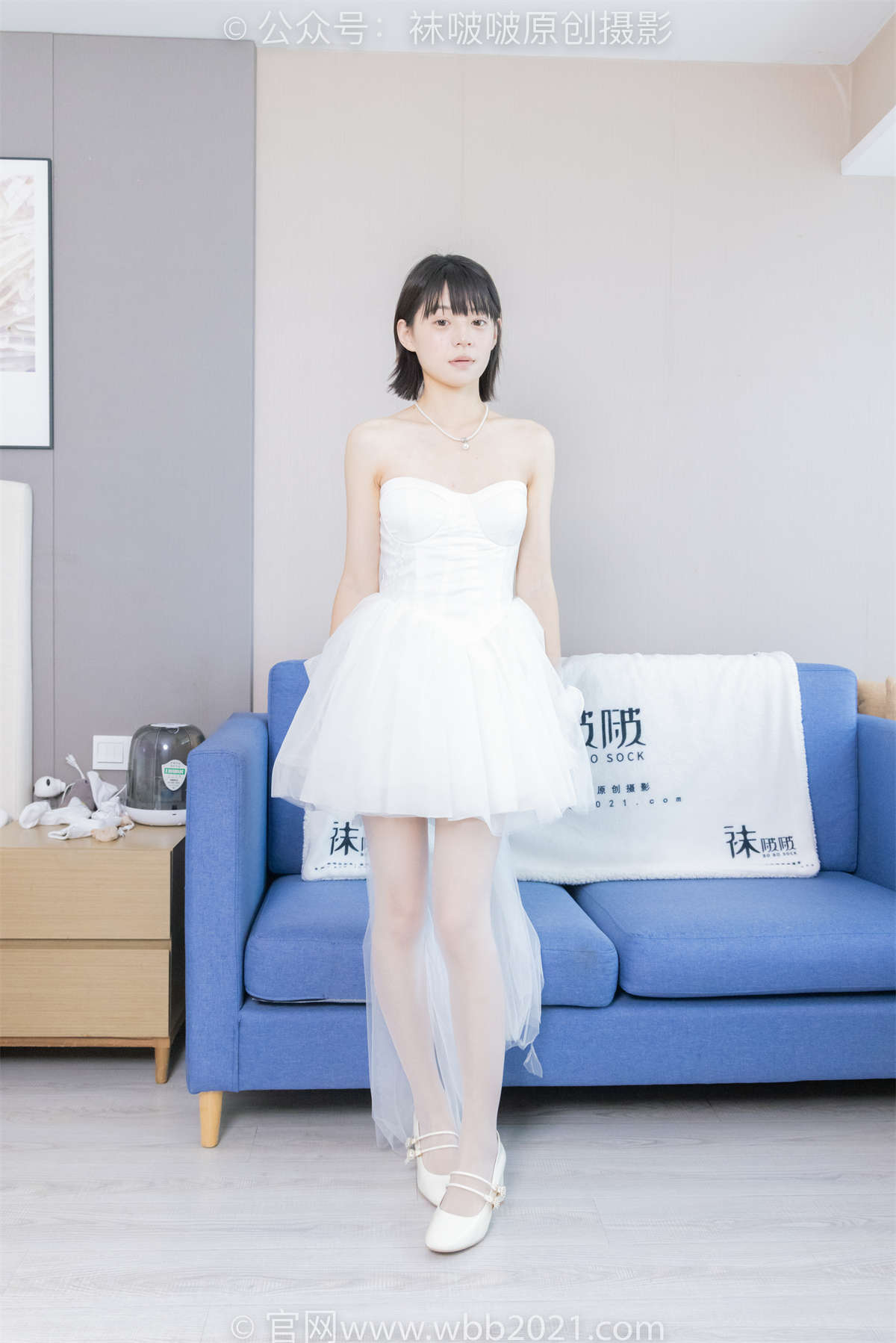 图片[2]-袜啵啵 No.443 糯米-高跟鞋、白丝（脚尖加固款）、裸足 花絮版-日更街拍