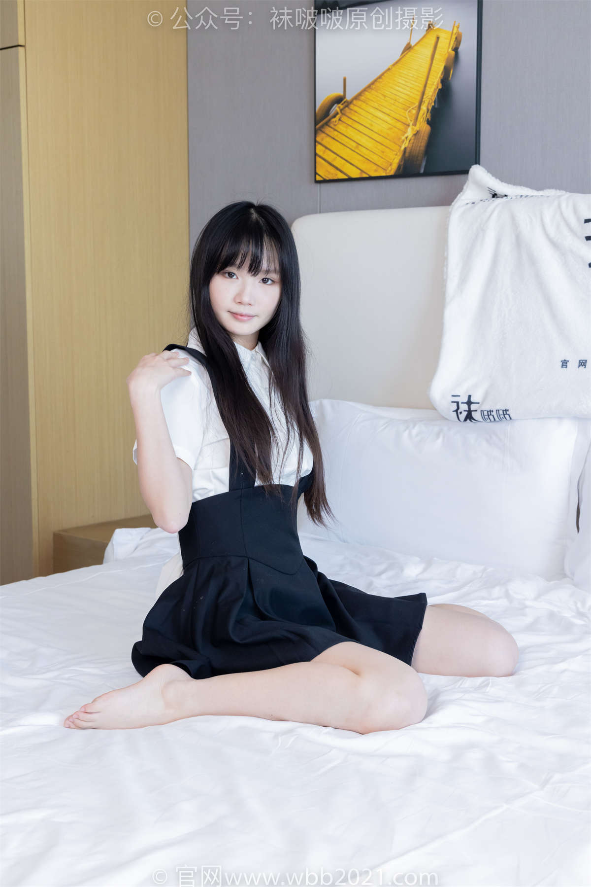 袜啵啵 No.444 甜甜圈-两双高跟鞋、凉鞋、肉丝（脚尖加固款）、裸足 超长花絮版-日更街拍