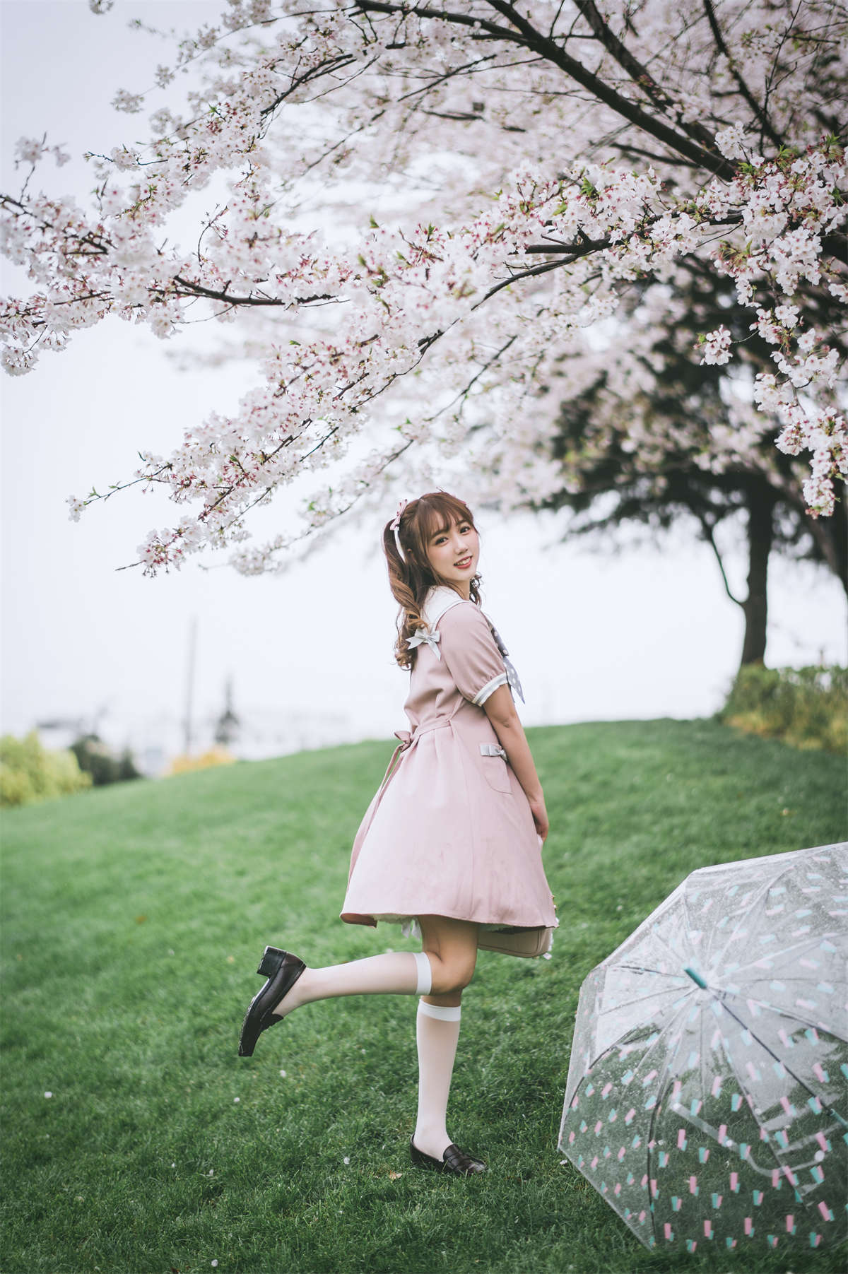 图片[2]-YITUYU艺图语 2022.04.14 雨樱 田子-日更街拍