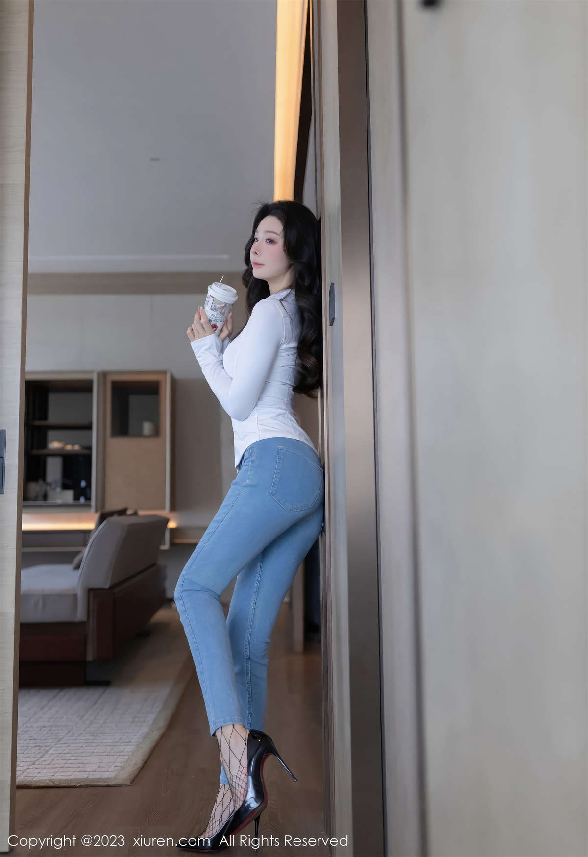 图片[2]-Xiuren秀人网 2023.11.09 No.7639 小逗逗-日更街拍