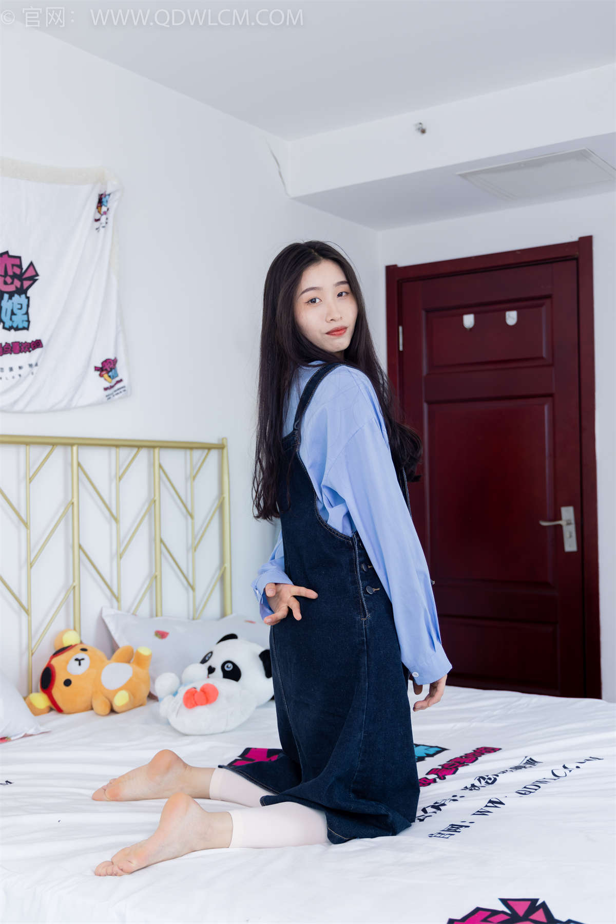 图片[2]-物恋传媒 NO.1570 绒绒-一个人的悲喜-日更街拍