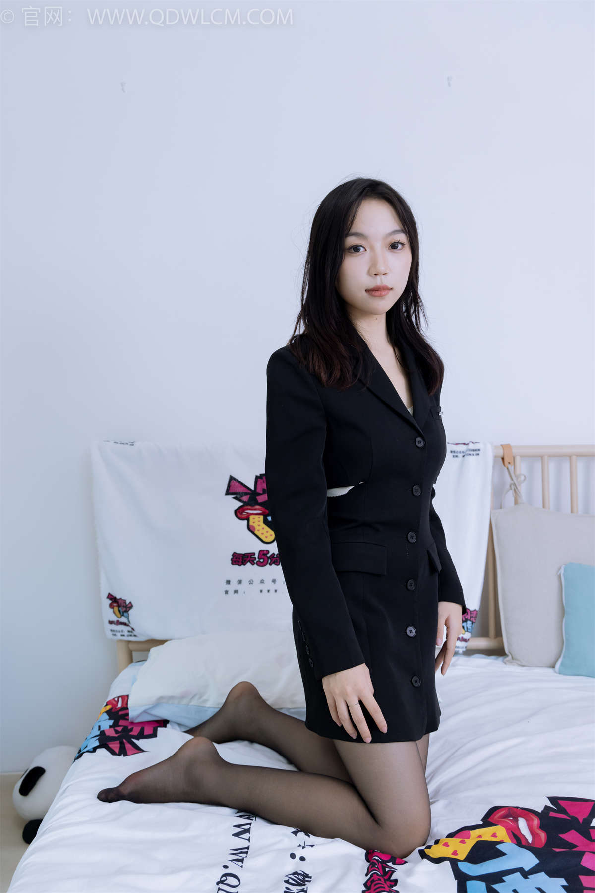 图片[2]-物恋传媒 NO.1822 纱纱-红色的金鱼-日更街拍