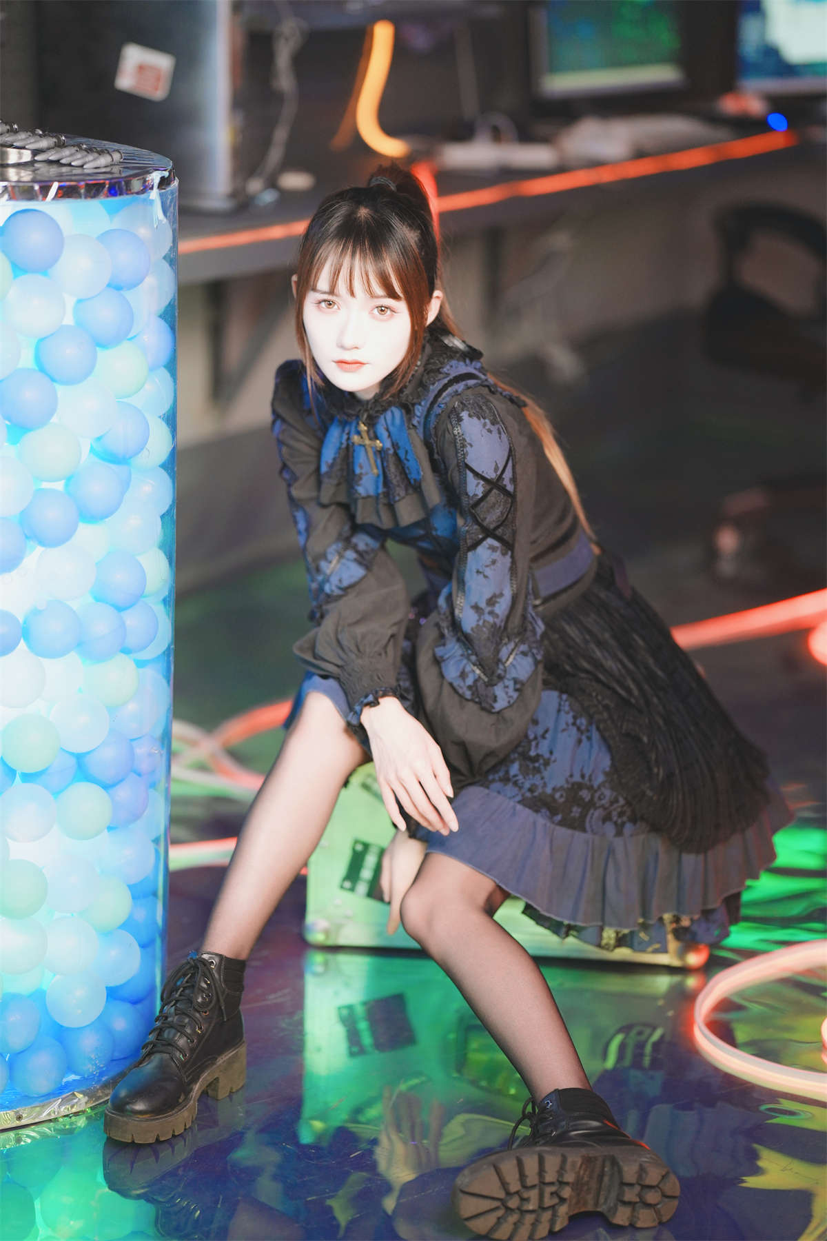 YITUYU艺图语 2023.06.13 赛博折翼天使 兔子Zzz不吃胡萝卜-日更街拍