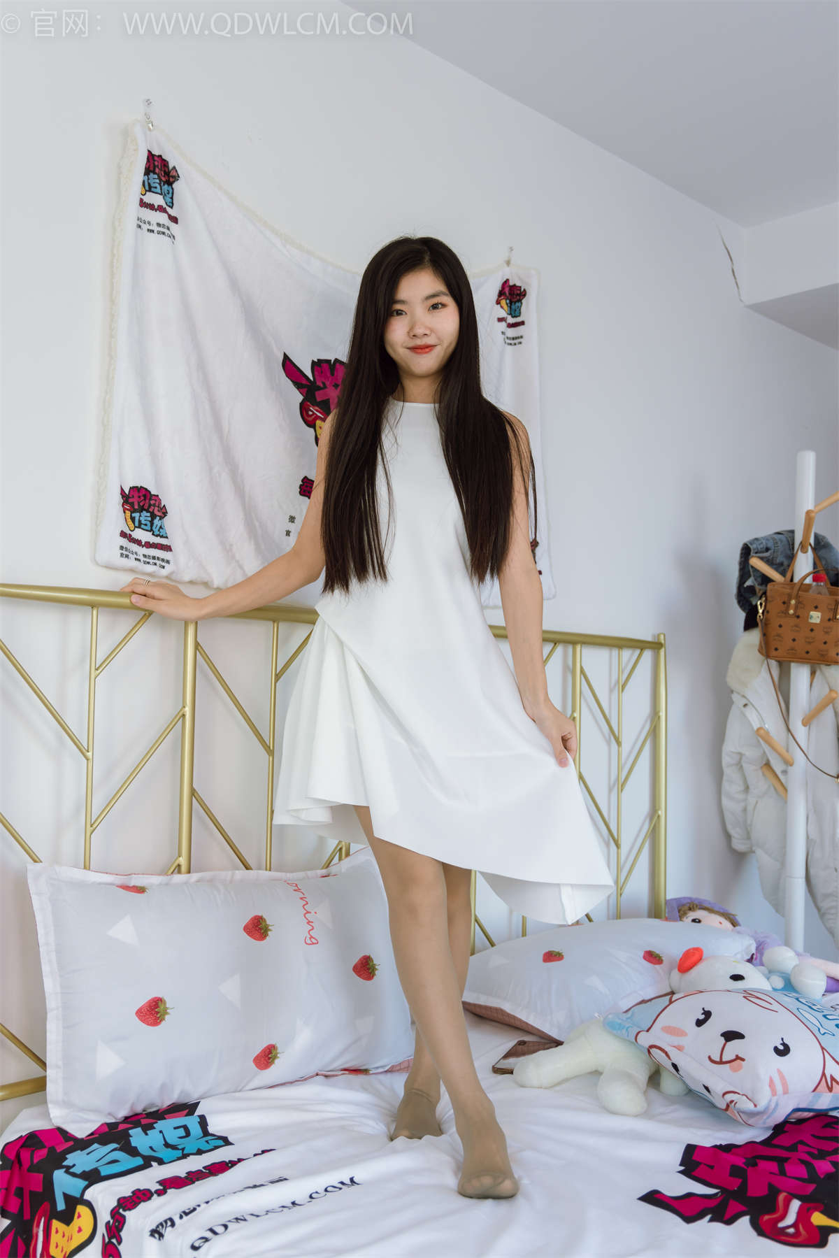 图片[2]-物恋传媒 NO.1571 米米-纯白花嫁-日更街拍