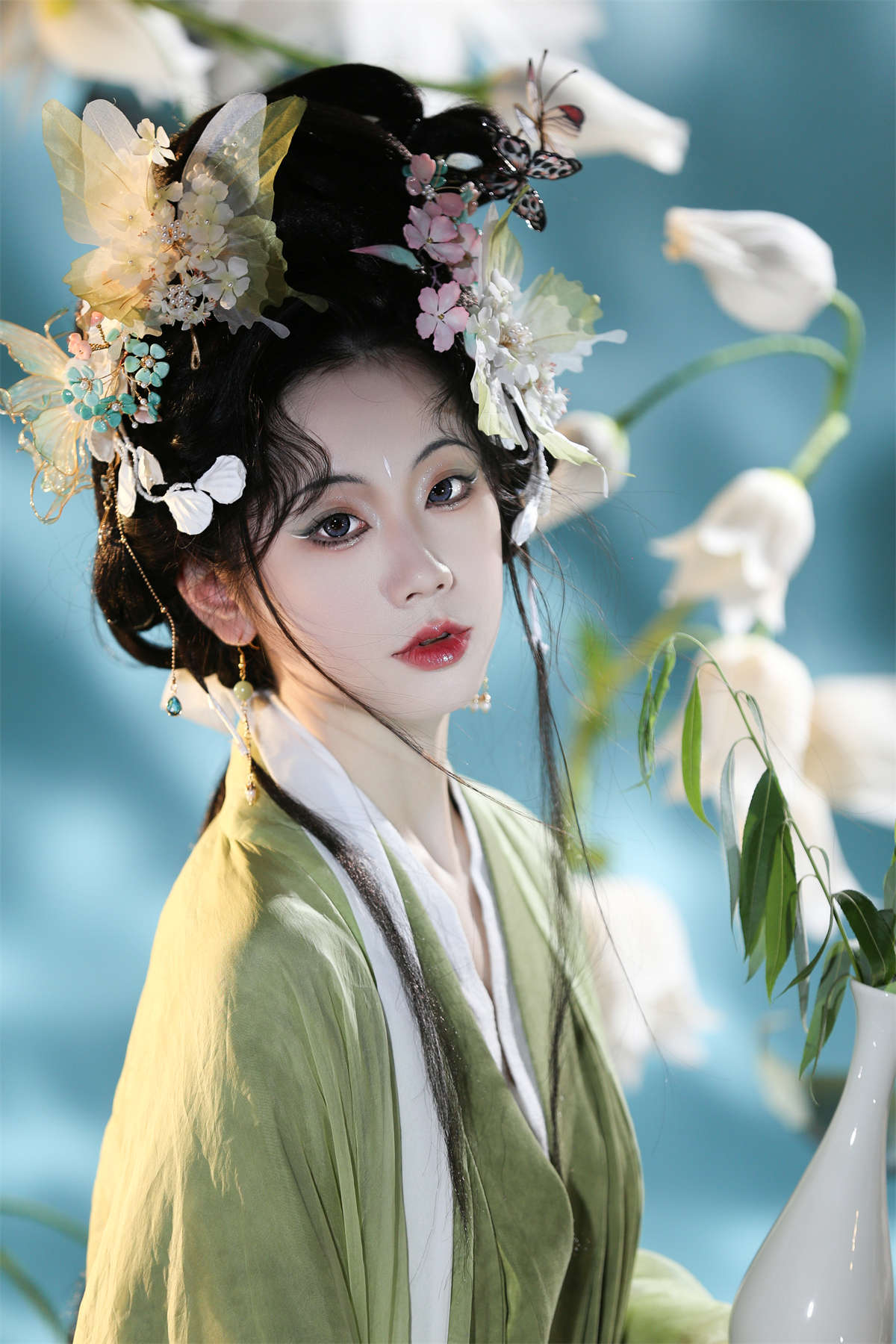 YITUYU艺图语 2023.08.31 春菩萨 灵魂出逃空川子插图1