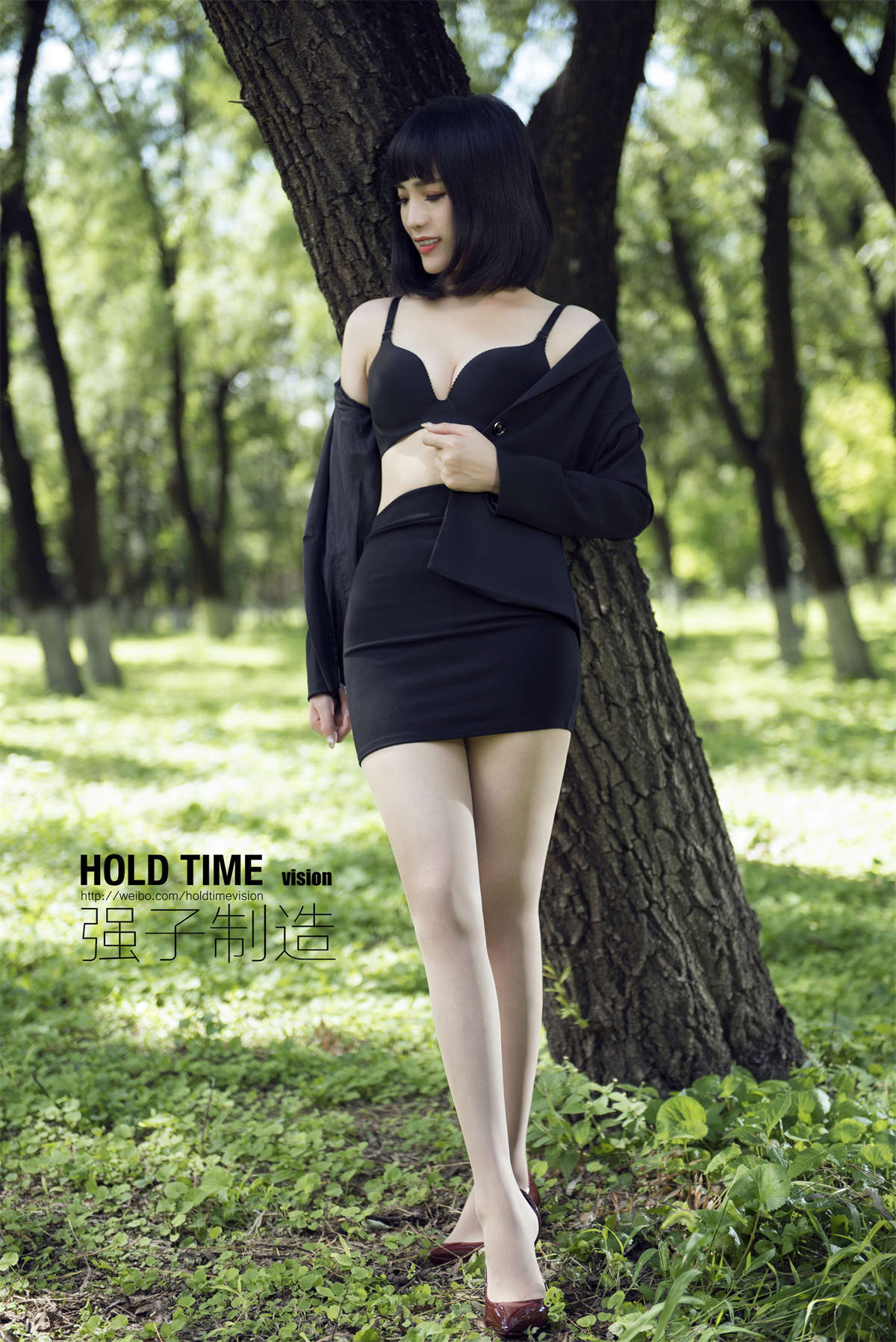 Ligui丽柜 2022.03.10《紧缚-密林深处》玉儿-日更街拍