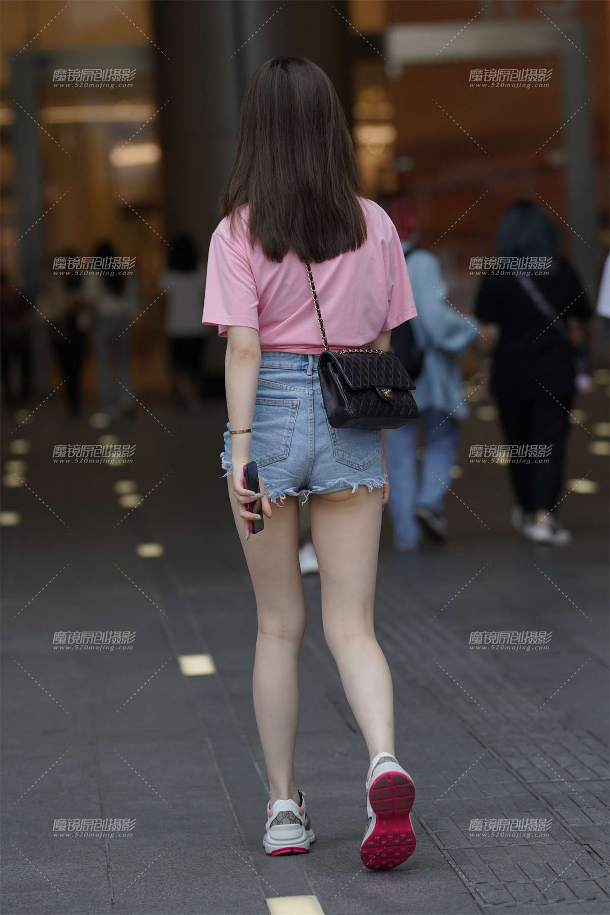 图片[2]-好美的热裤女孩-日更街拍