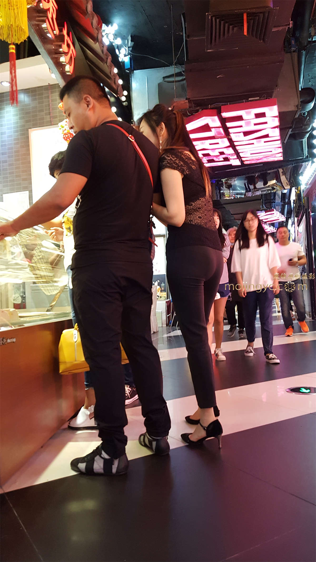 图片[2]-【静月街拍】手机拍摄-商城里的黑裤妹子-（14P）-日更街拍
