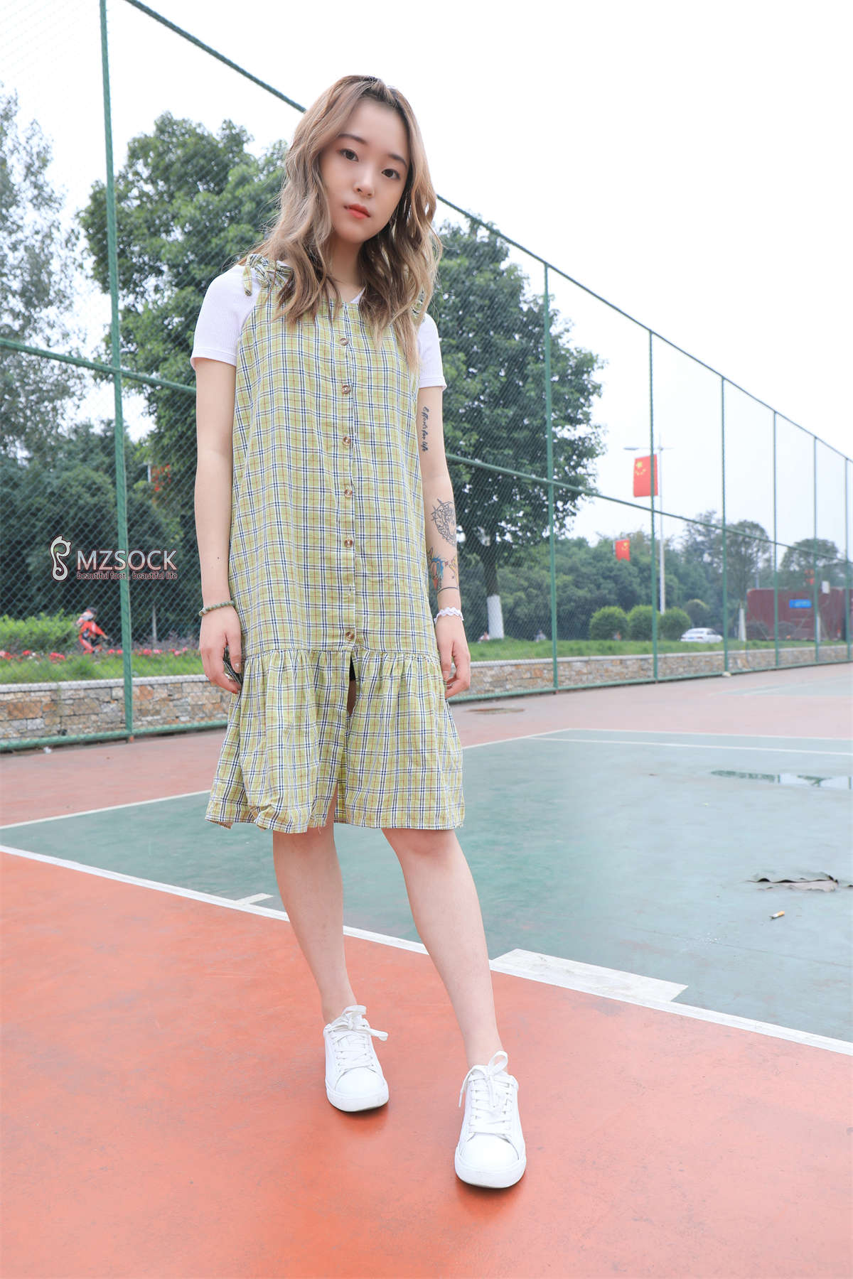 MZSOCK-2019 NO.068 梦琪-日更街拍