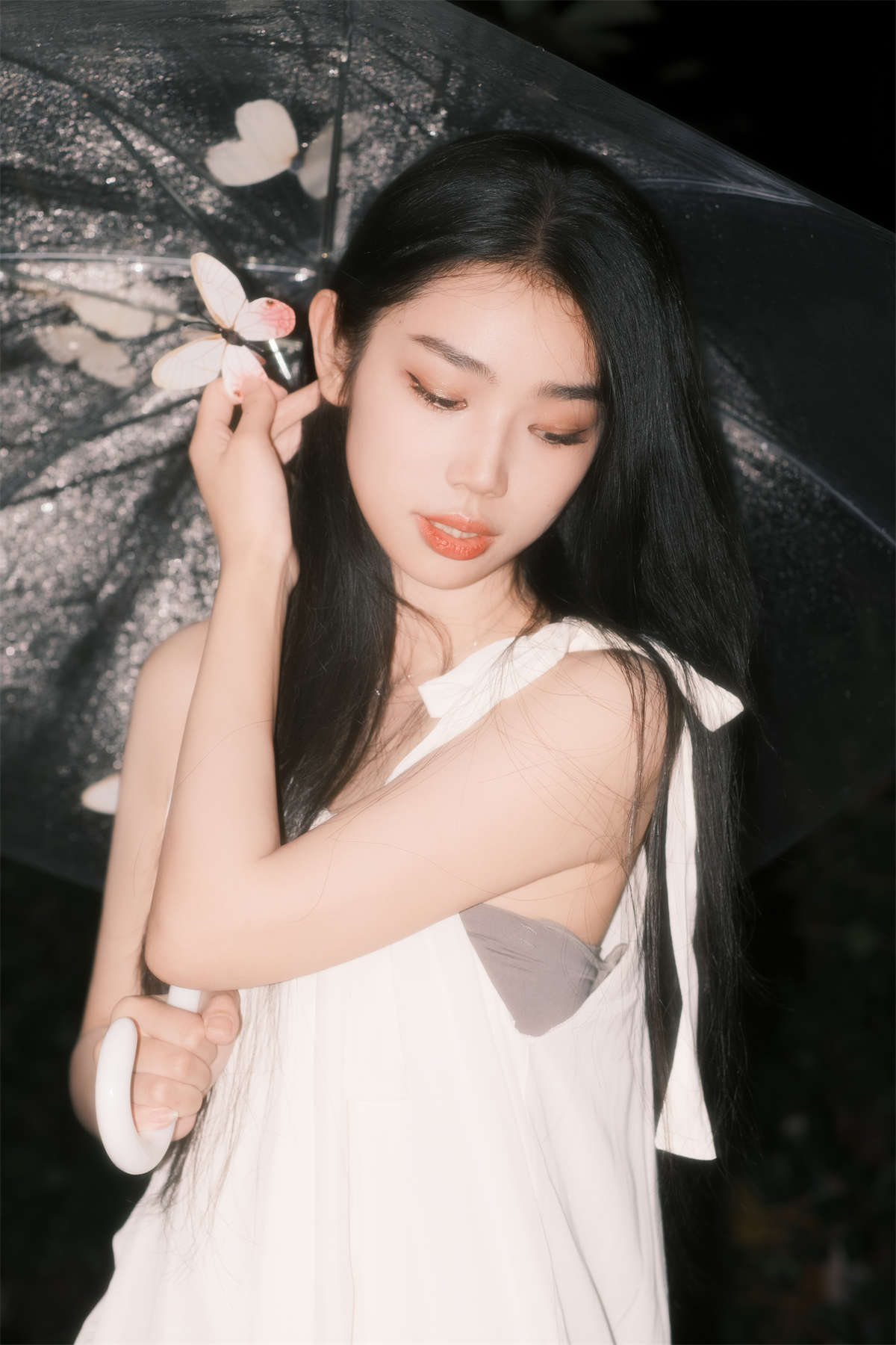 YITUYU艺图语 2023.10.17 白色雨蝶 周馨插图1