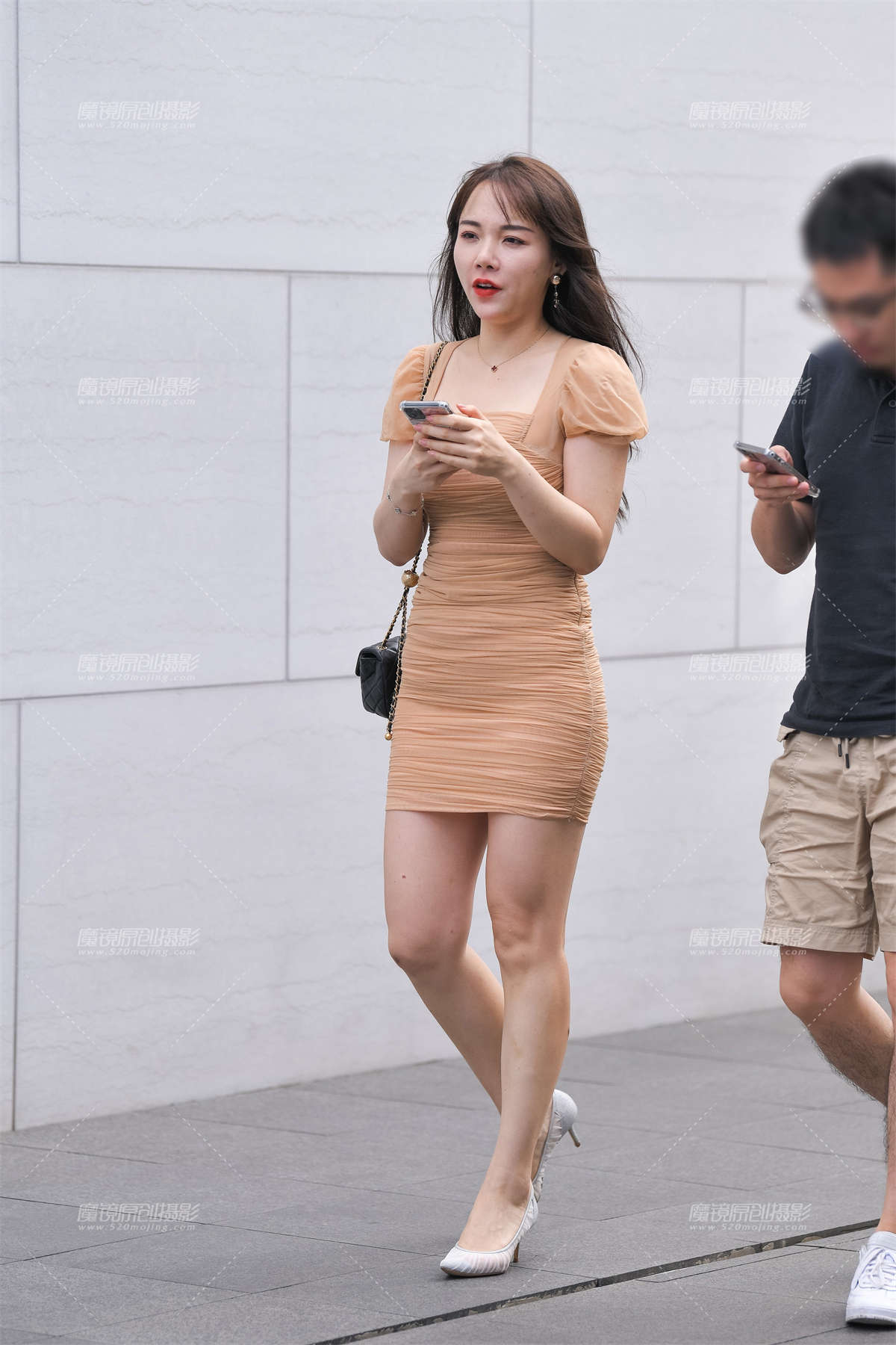 包臀裙高跟鞋-日更街拍