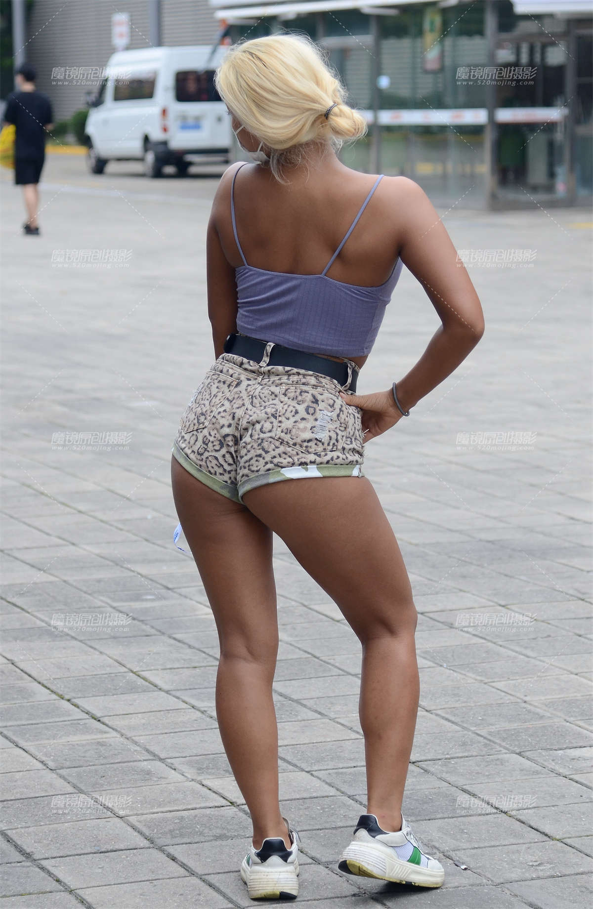 图片[2]-【神摄手赛贴】豹纹热裤-日更街拍